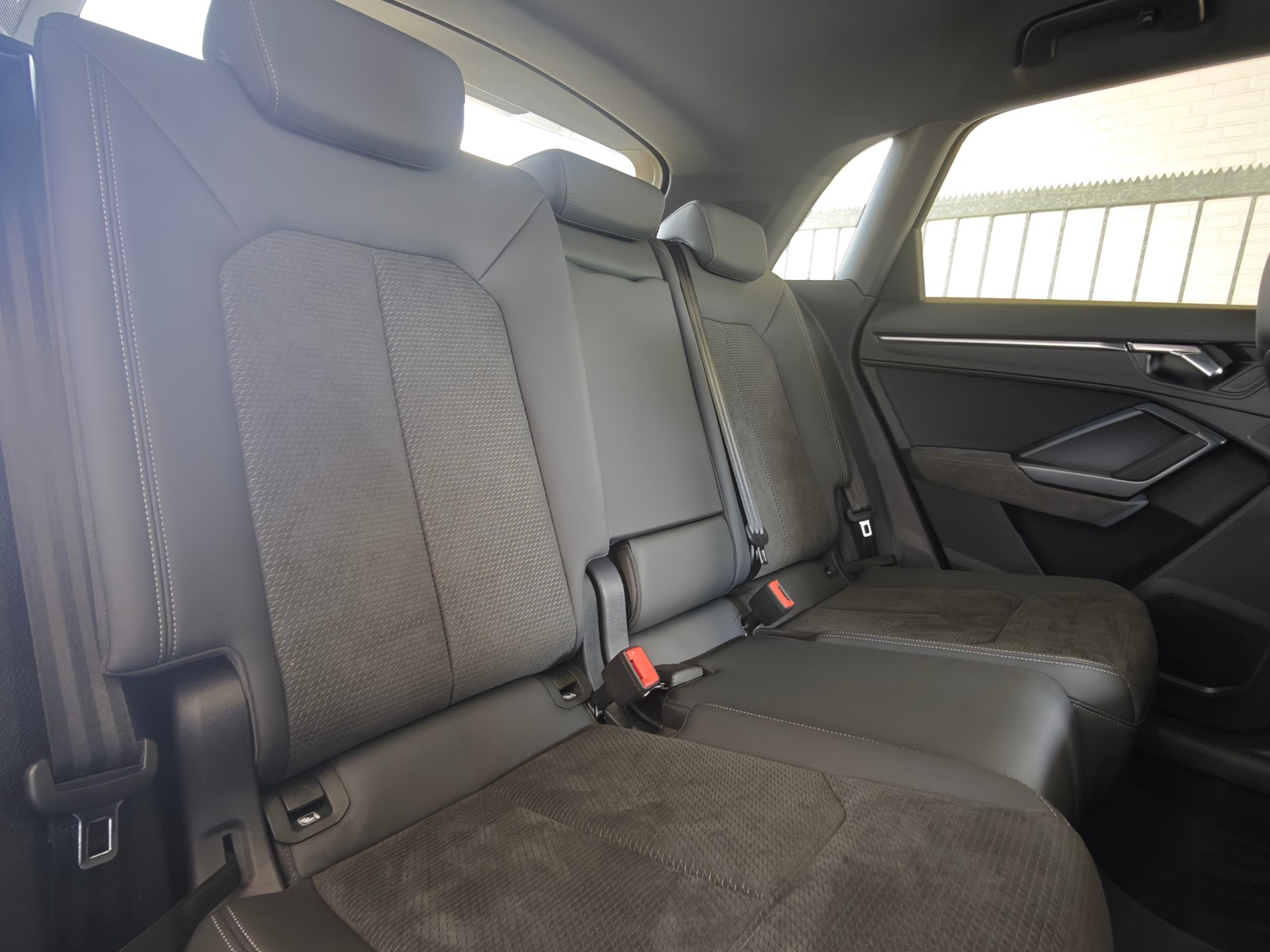 Audi Q3 S line