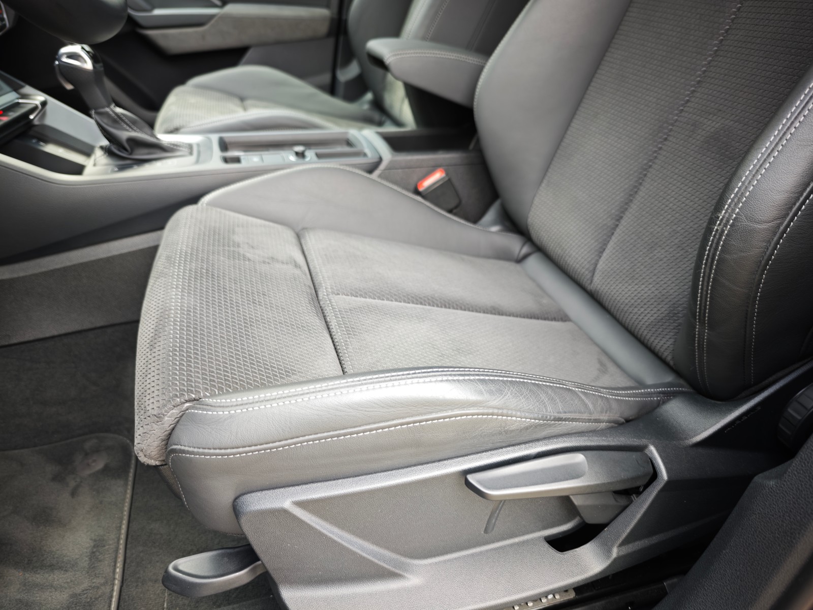 Audi Q3 S line