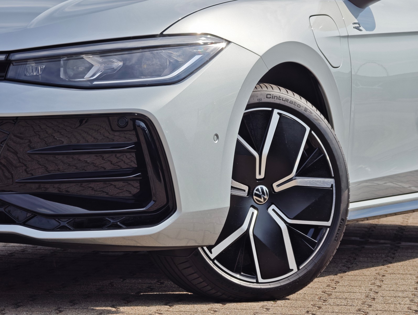 Volkswagen Passat Variant R-Line
