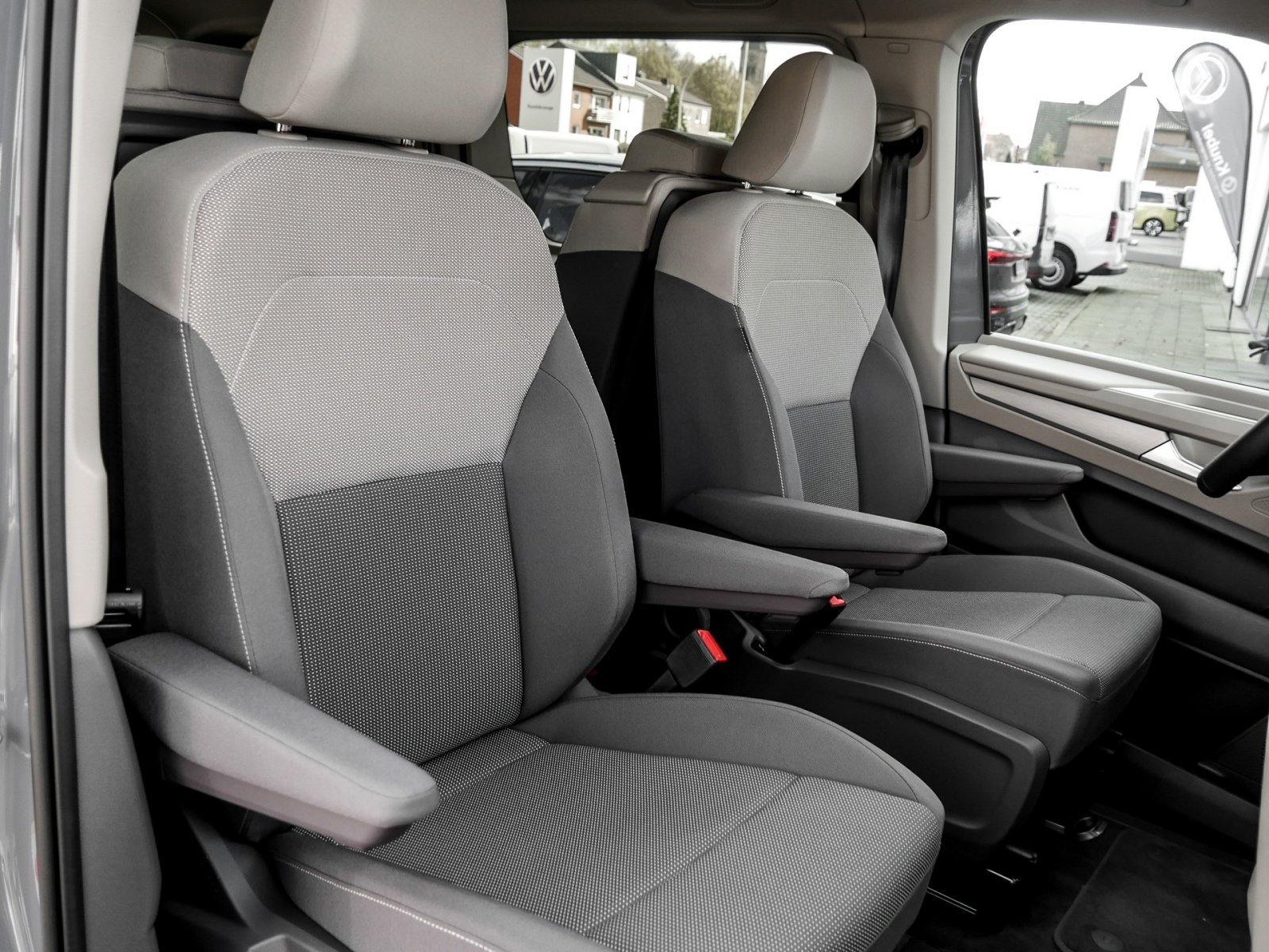 Volkswagen T7 Multivan Life