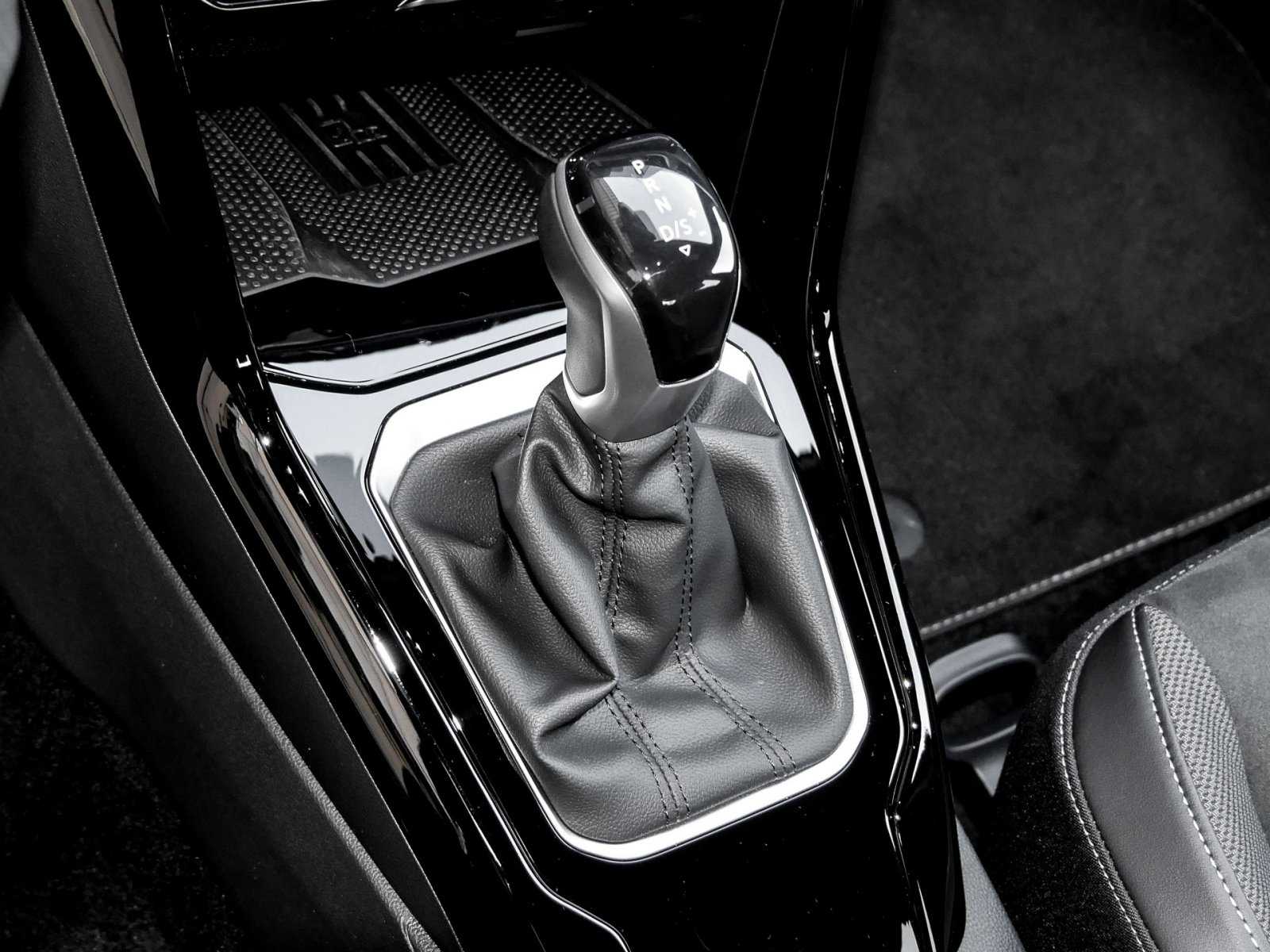 Volkswagen T-Roc R-Line 1.5