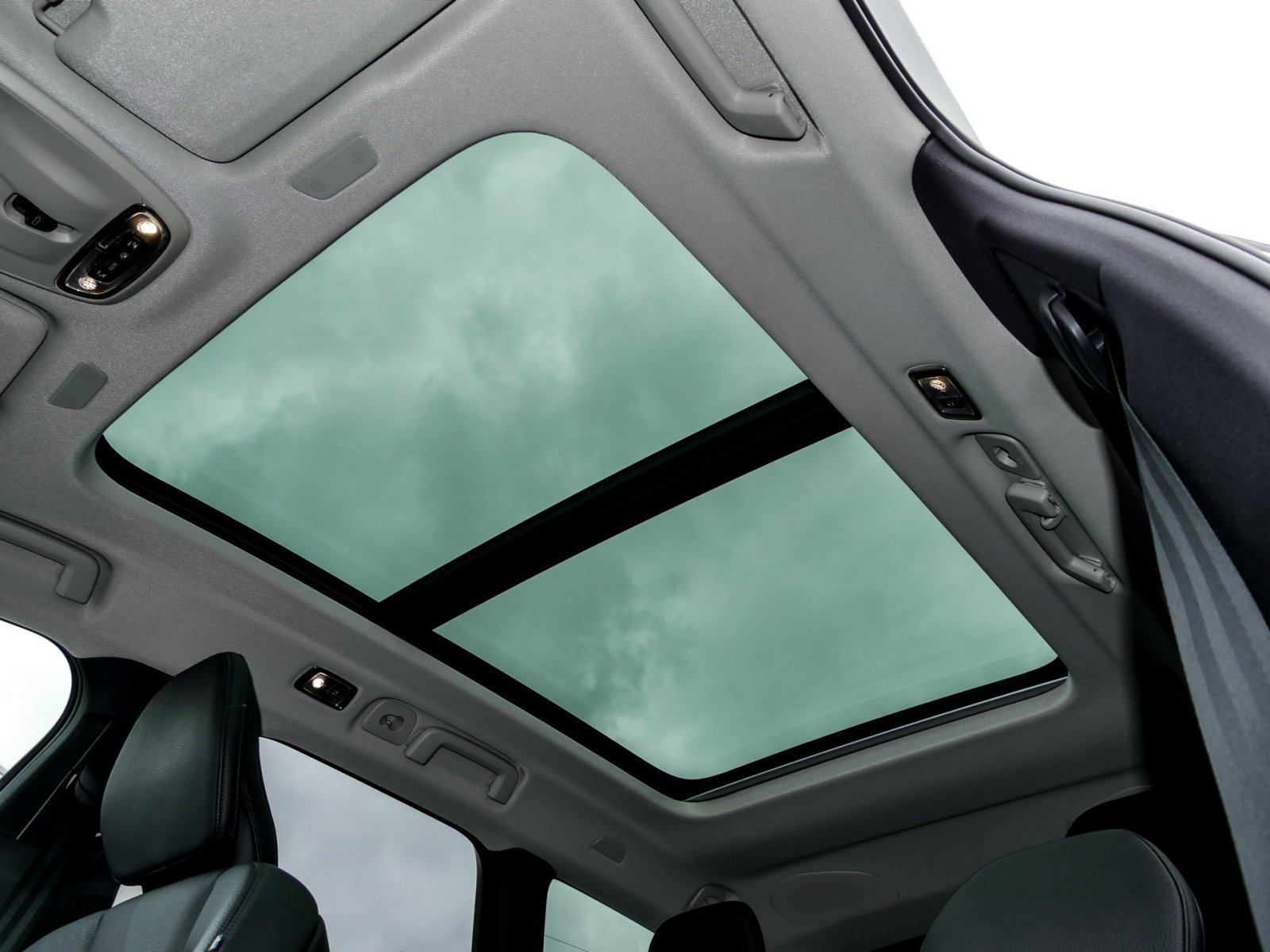 Volvo V90 Inscription Expression