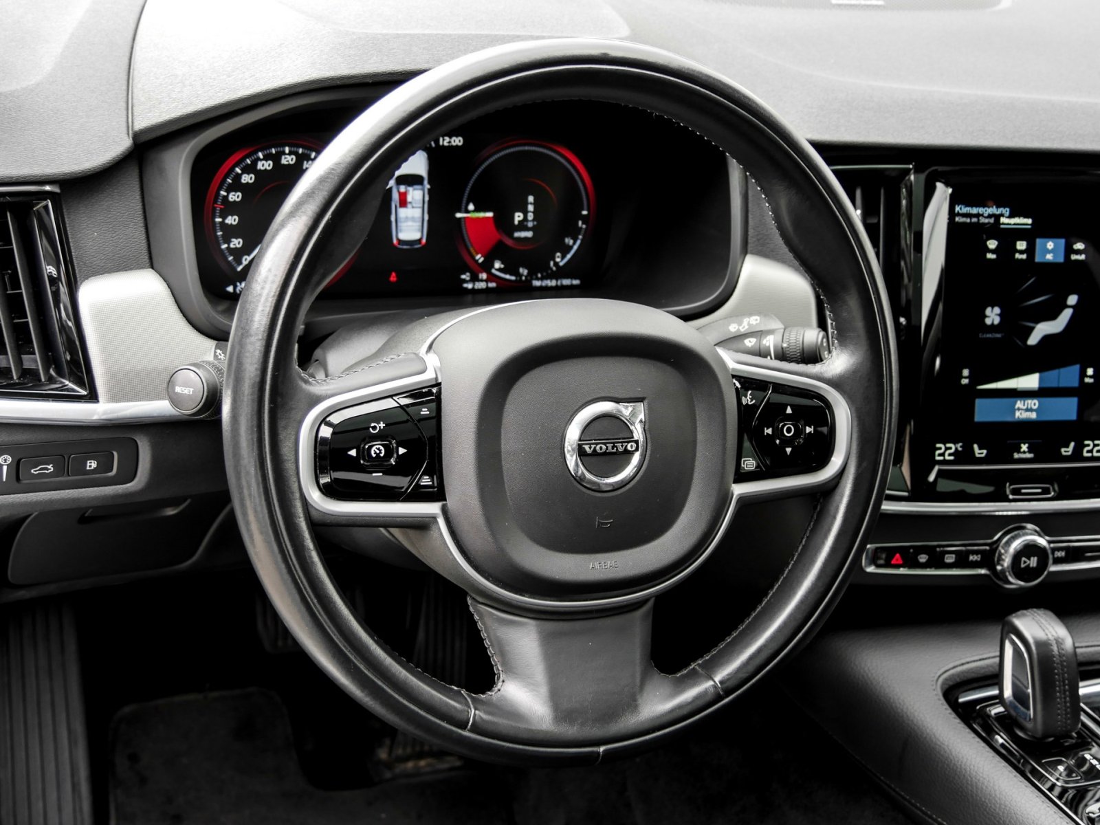 Volvo V90 Inscription Expression