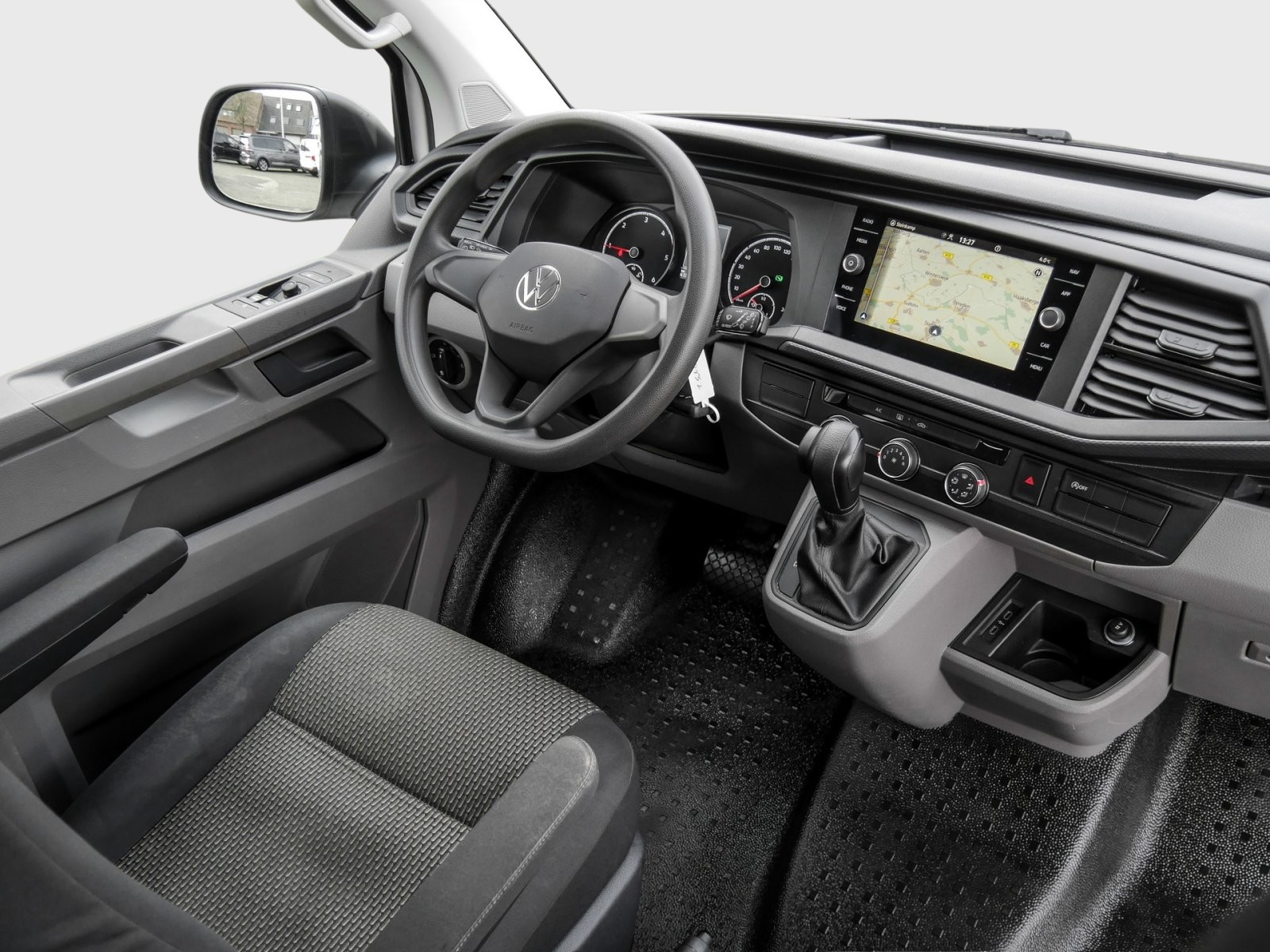 Volkswagen T6 Kombi 6.1