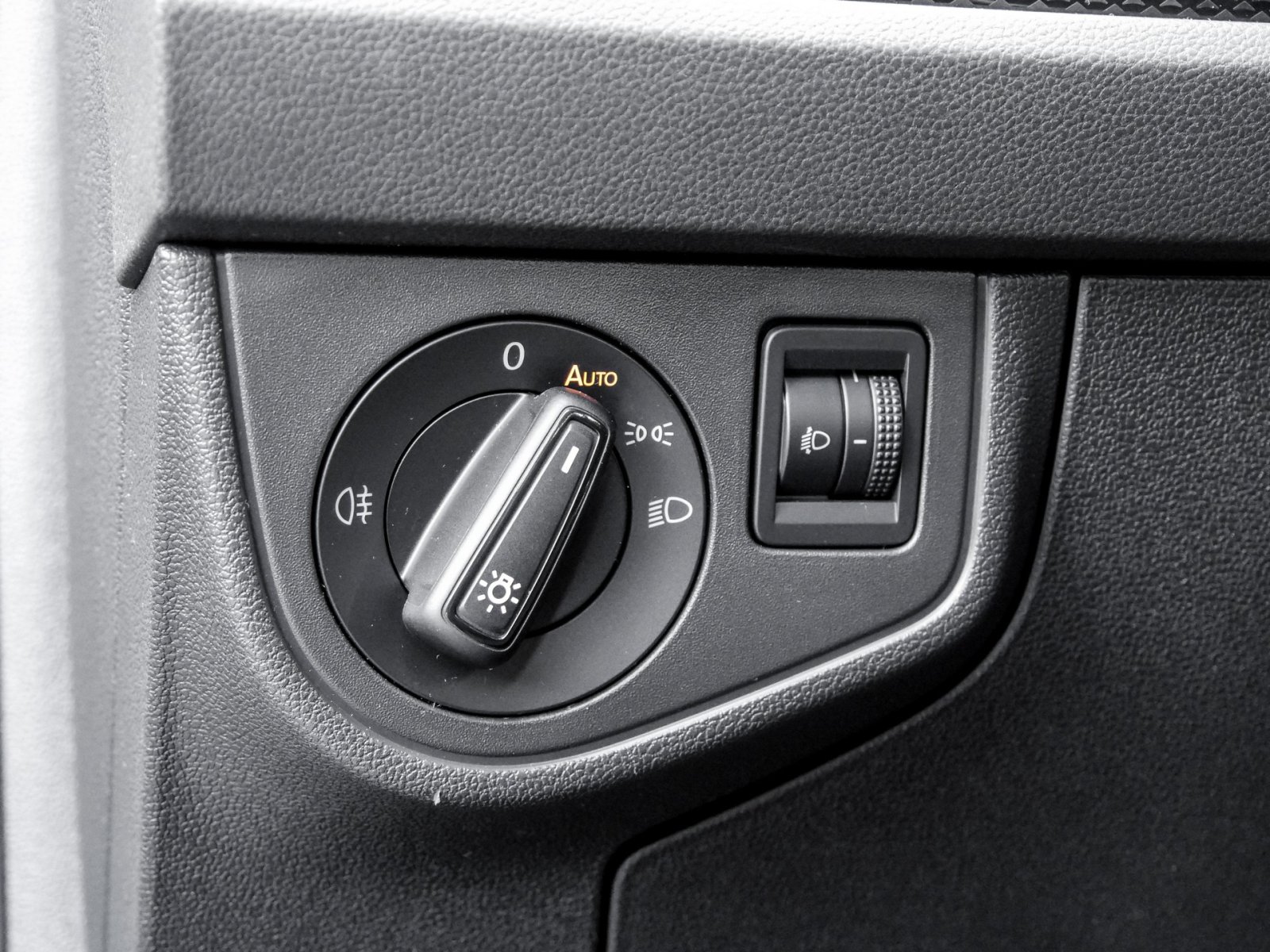 Volkswagen Polo Life 1.0