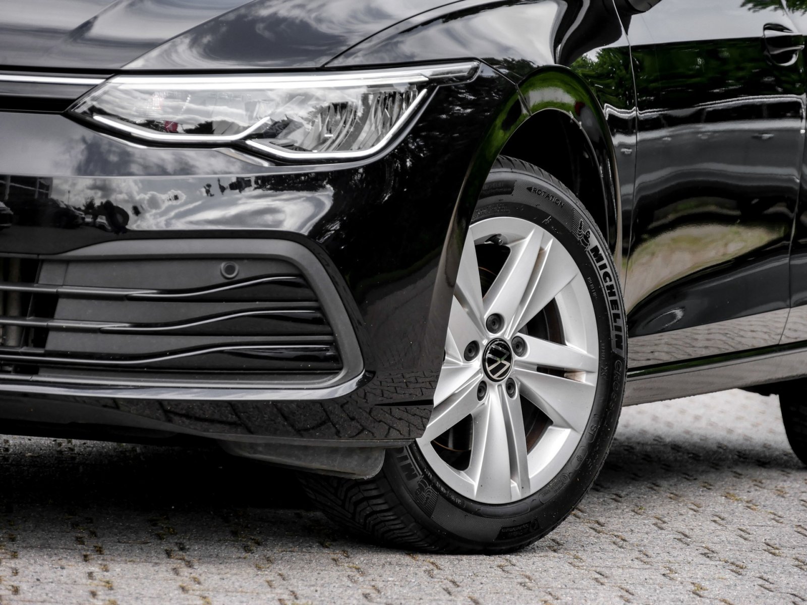 Volkswagen Golf VIII Life