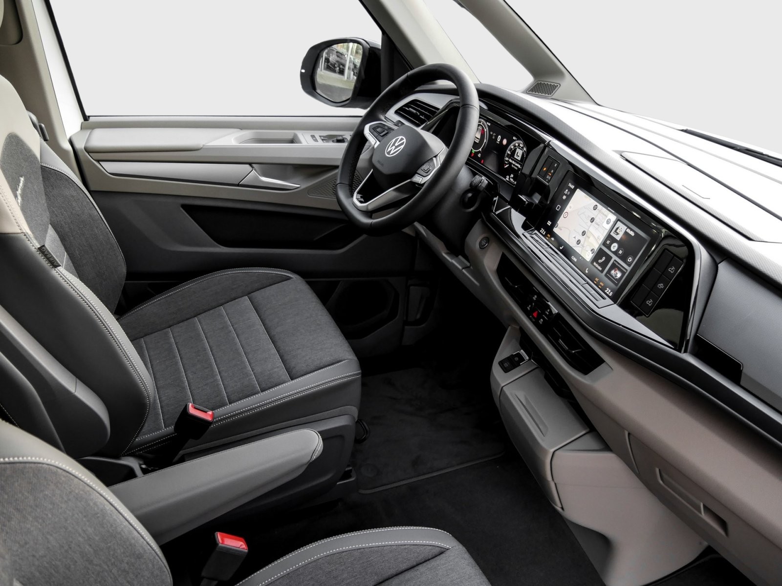 Volkswagen T7 California Coast