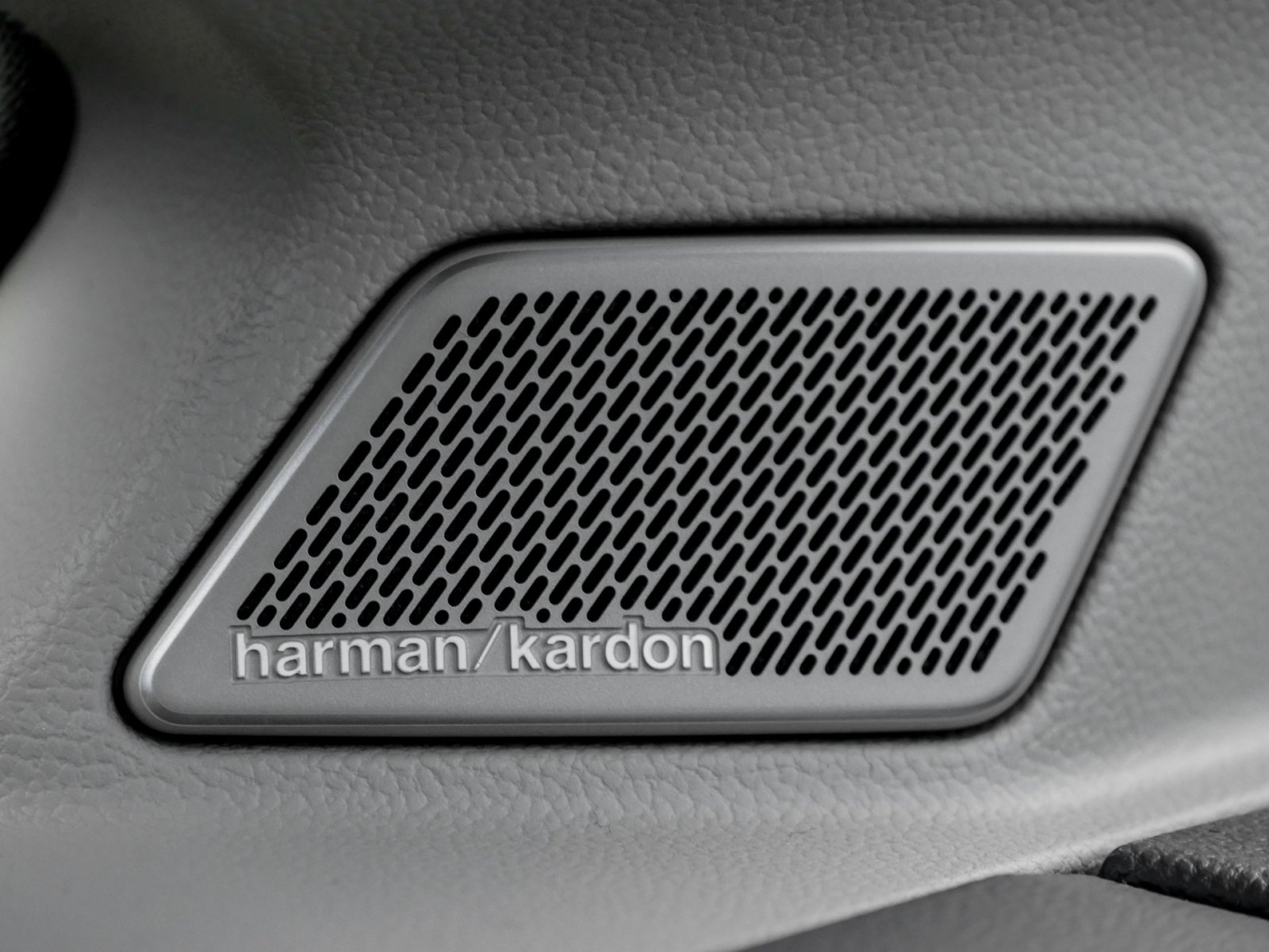 Volkswagen T7 Multivan Style