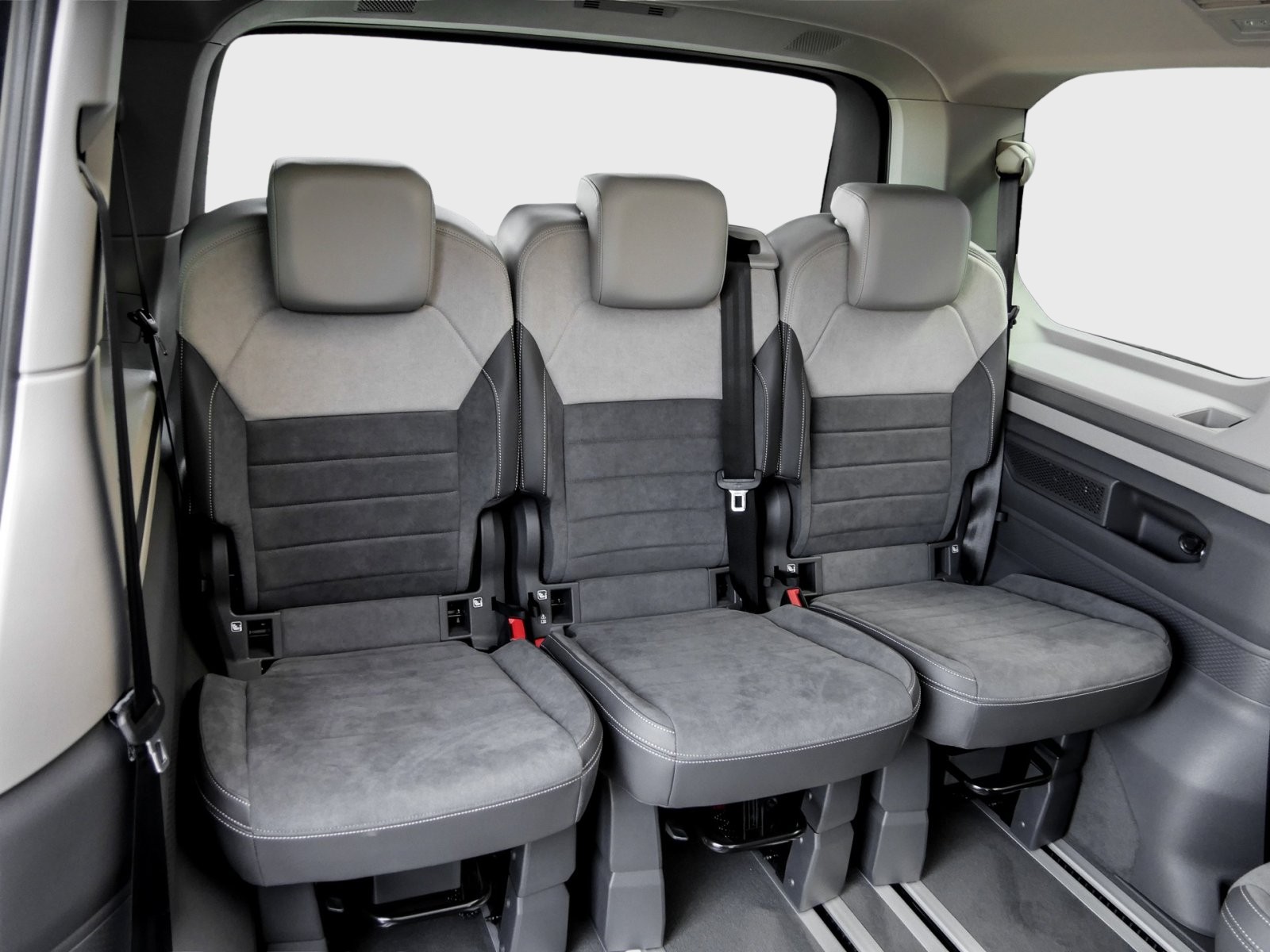 Volkswagen T7 Multivan Style