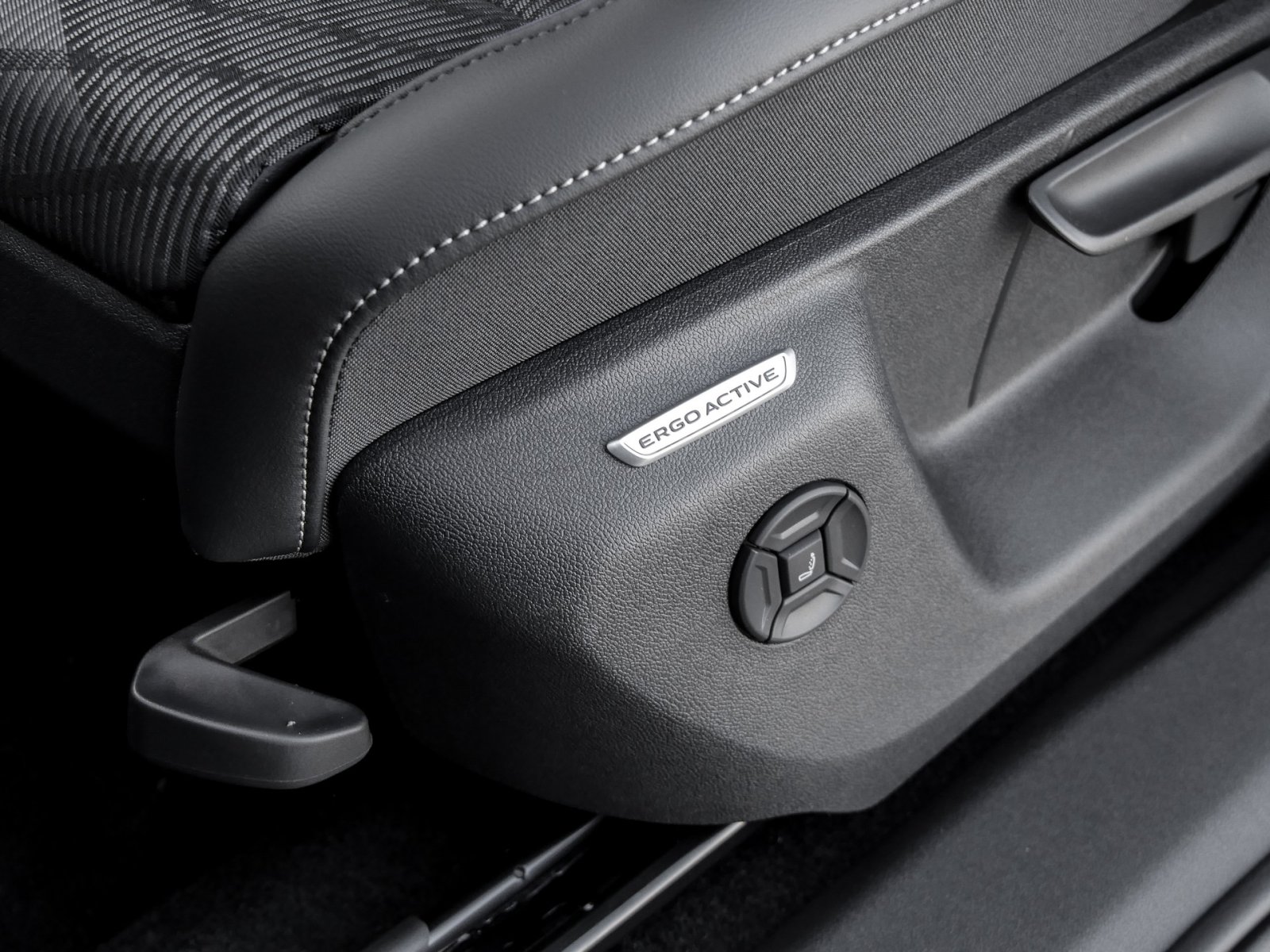 Volkswagen Tiguan R-Line 2.0