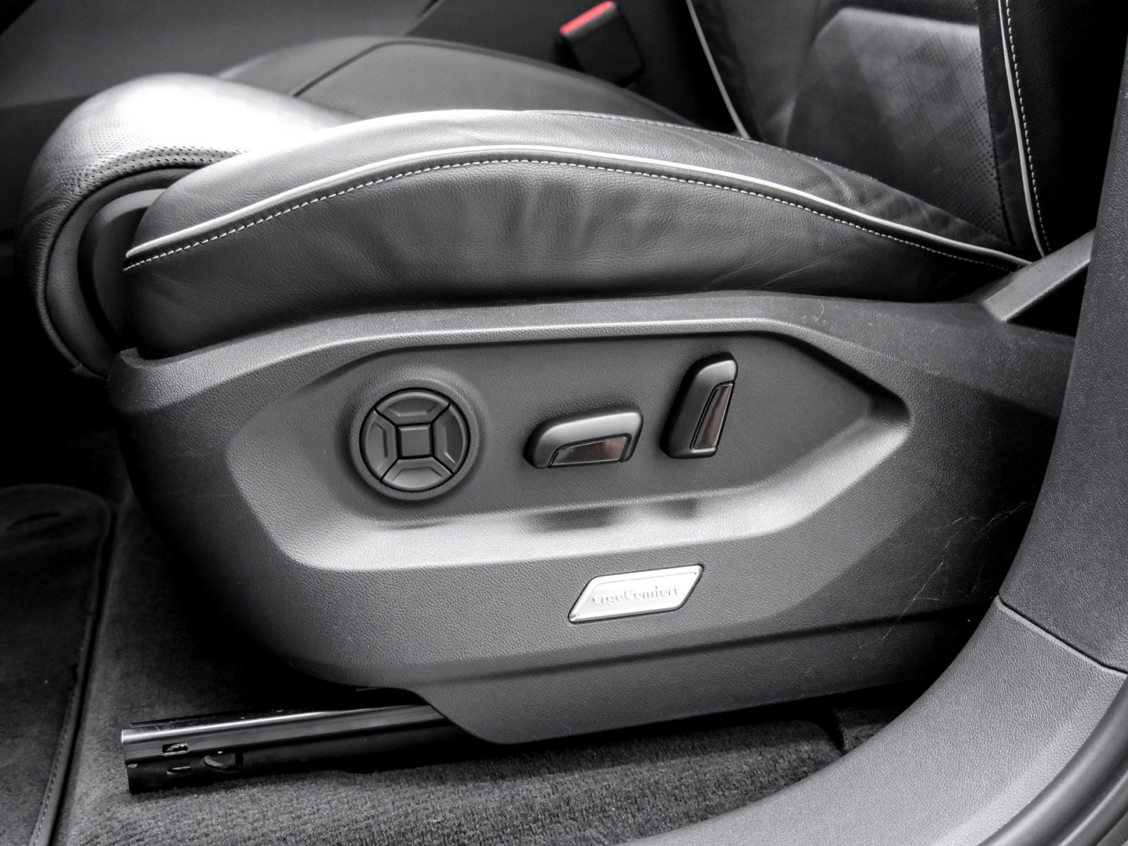 Volkswagen Touareg Elegance eHybrid