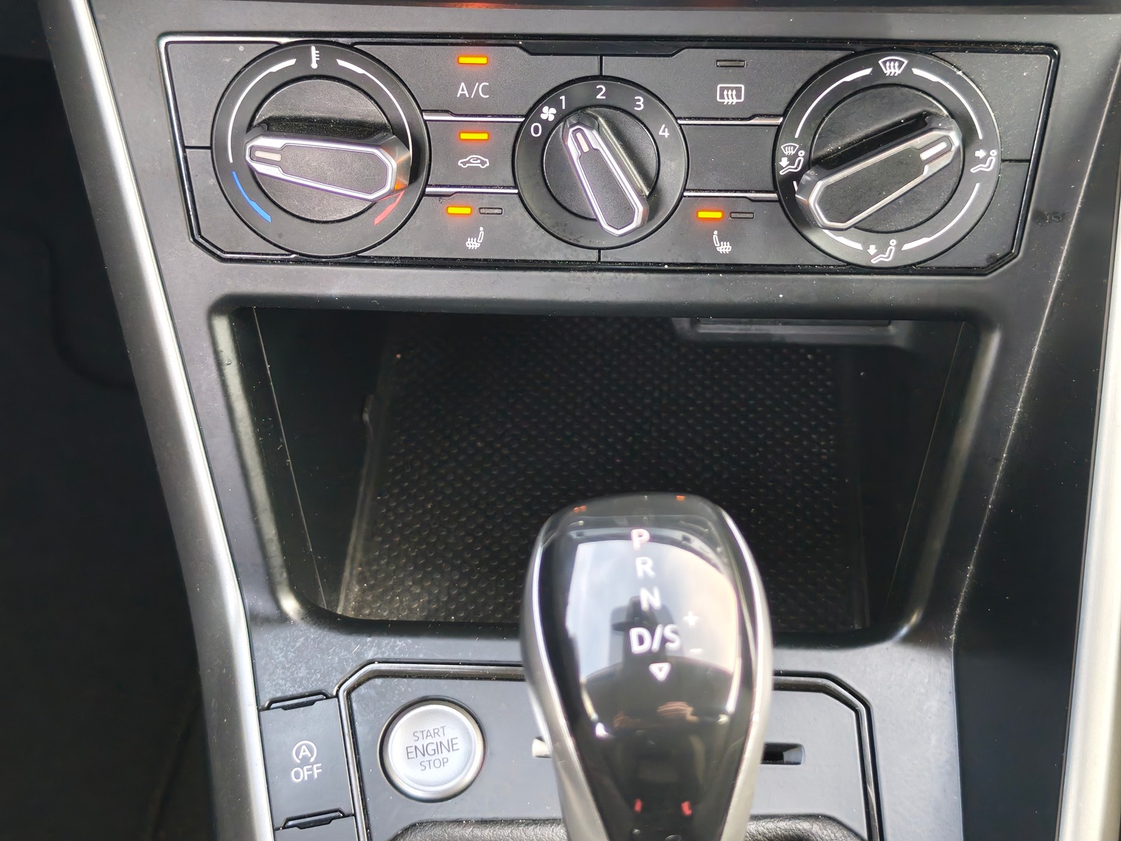 Volkswagen Polo Life 1.0