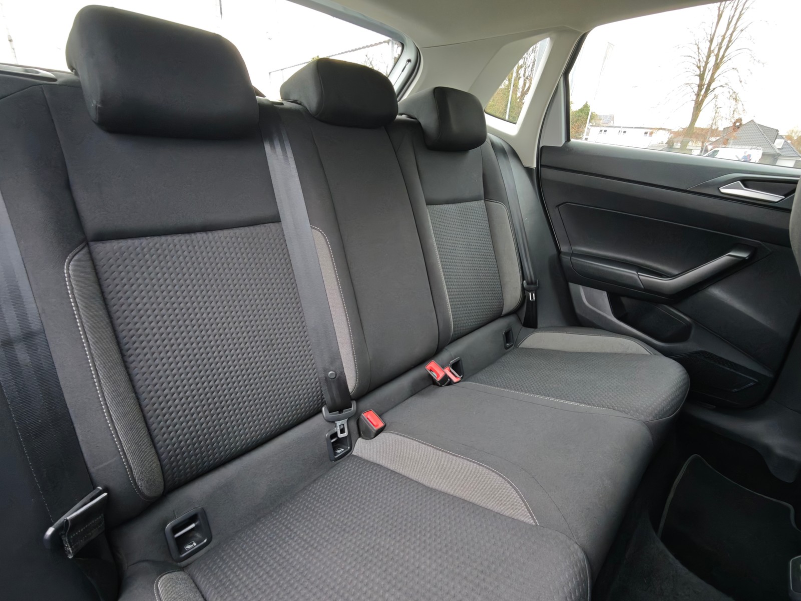 Volkswagen Polo Life 1.0