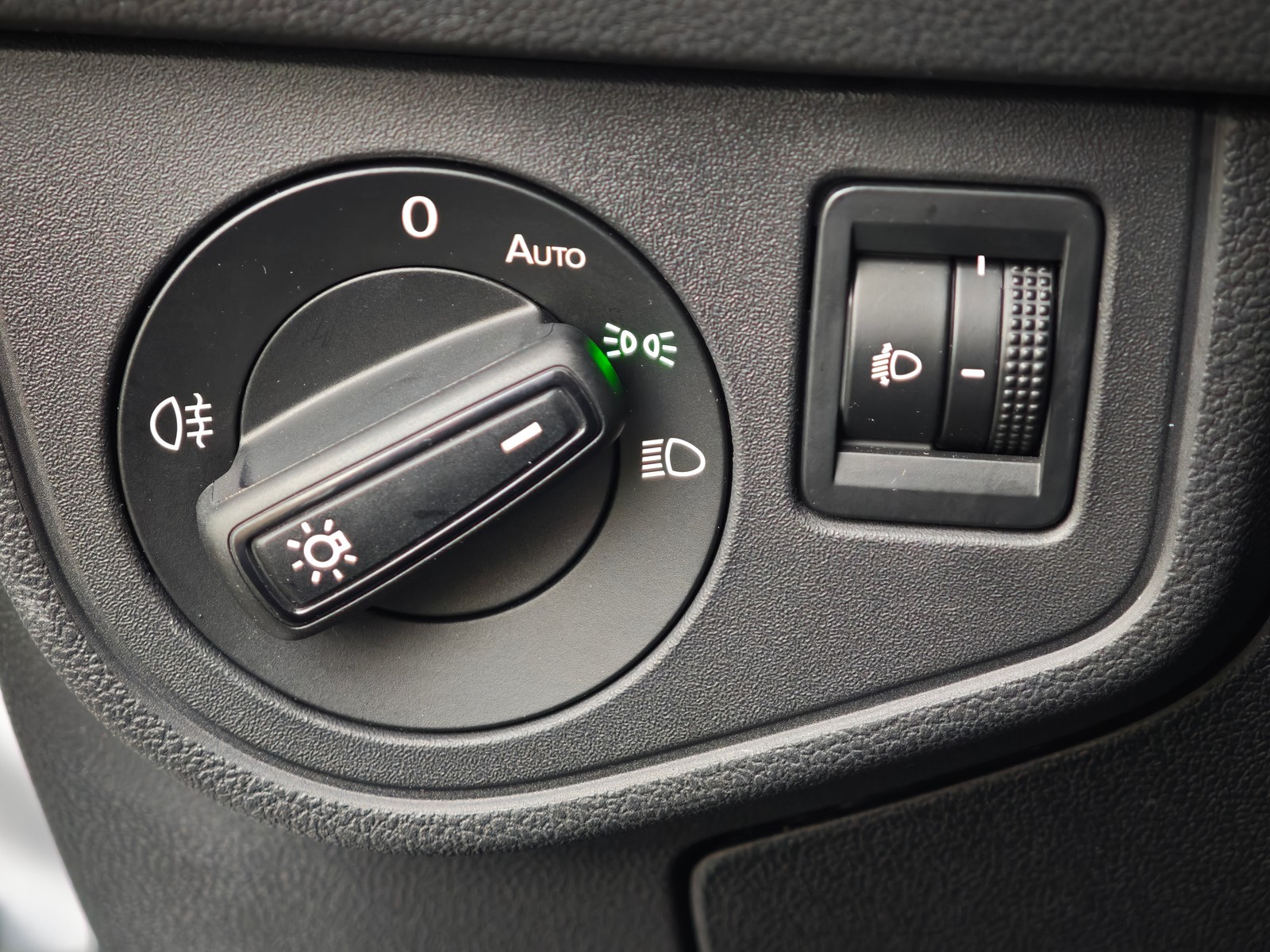 Volkswagen Polo Life 1.0