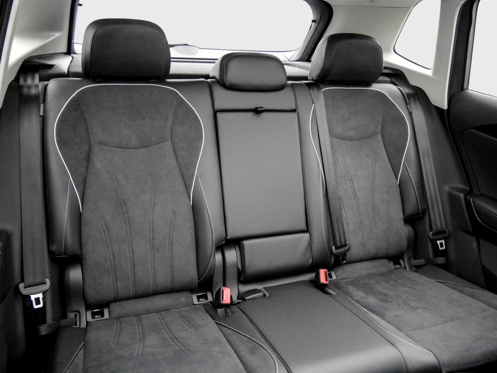 Volkswagen Tiguan Elegance 2.0