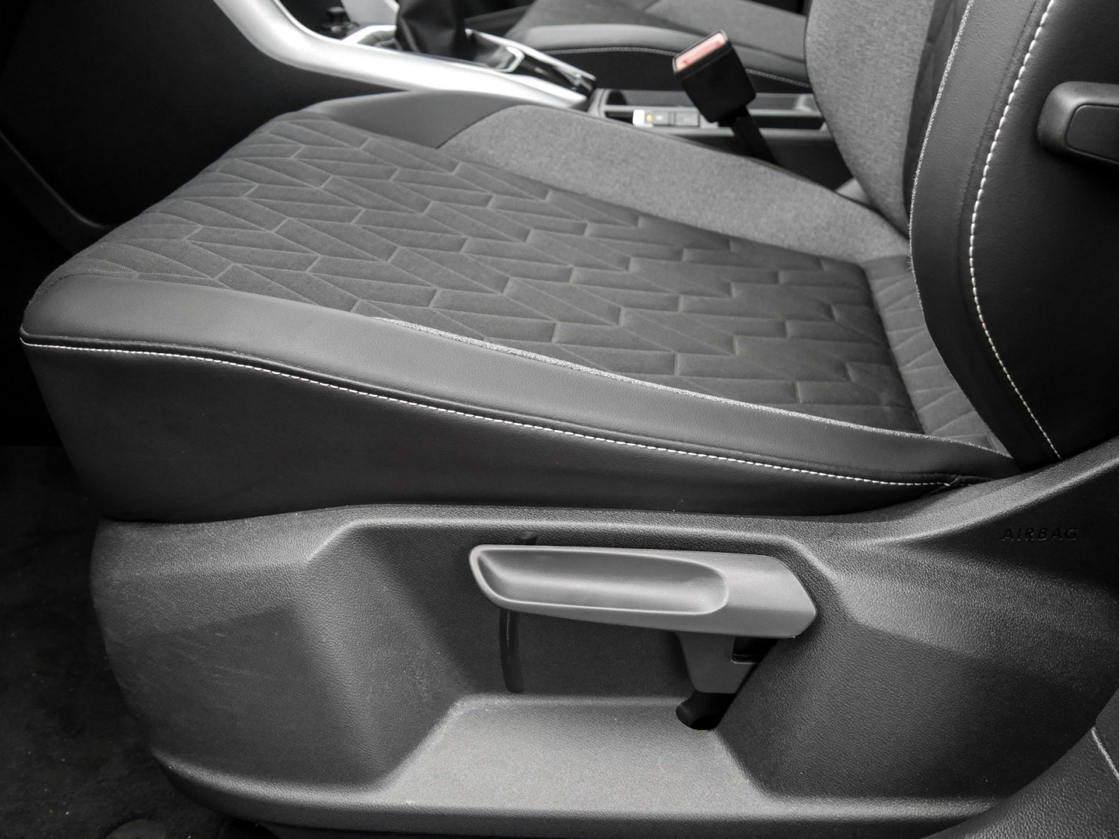 Volkswagen T-Roc GOAL 1.0