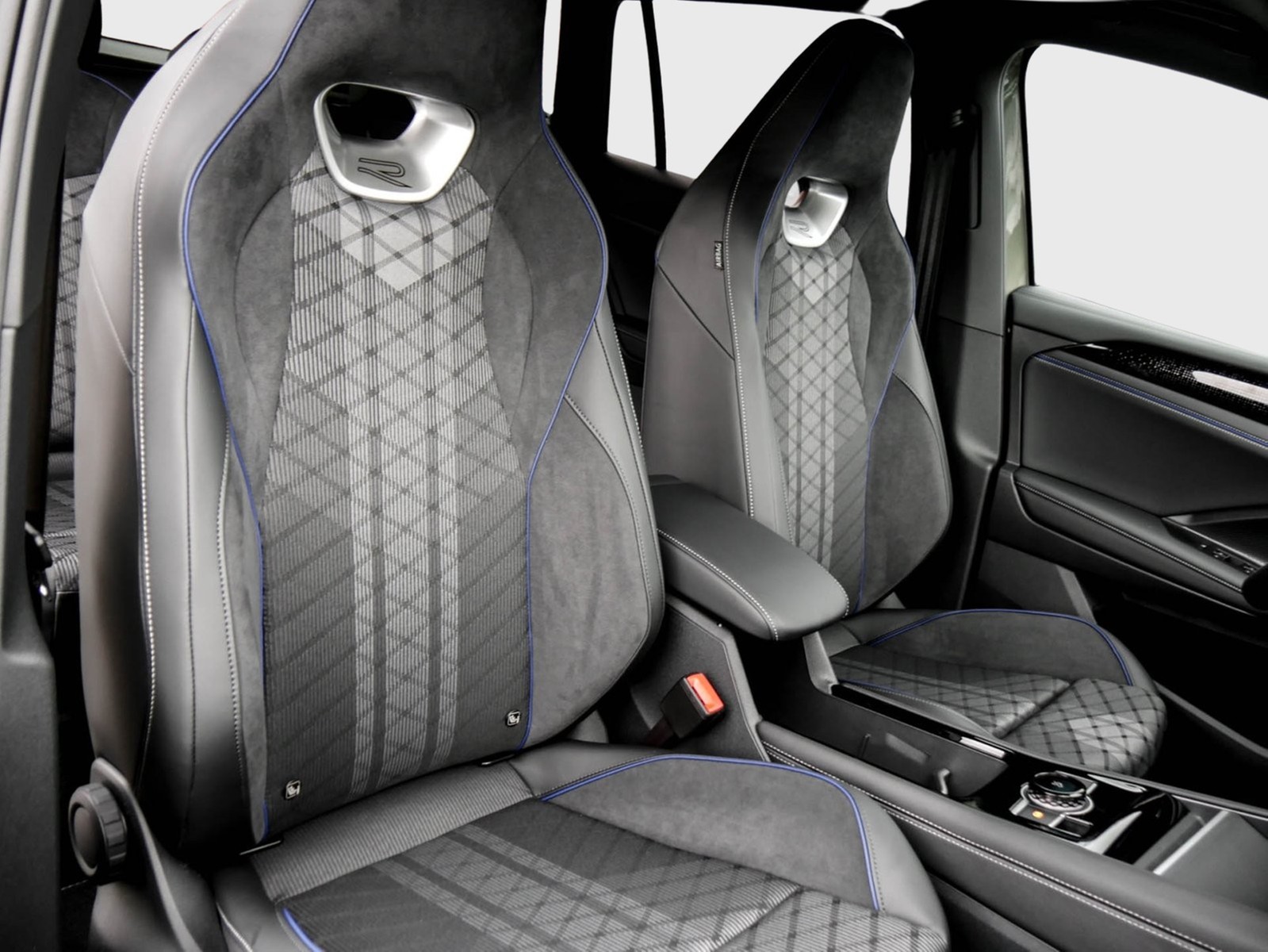 Volkswagen Tiguan R-Line eHybrid