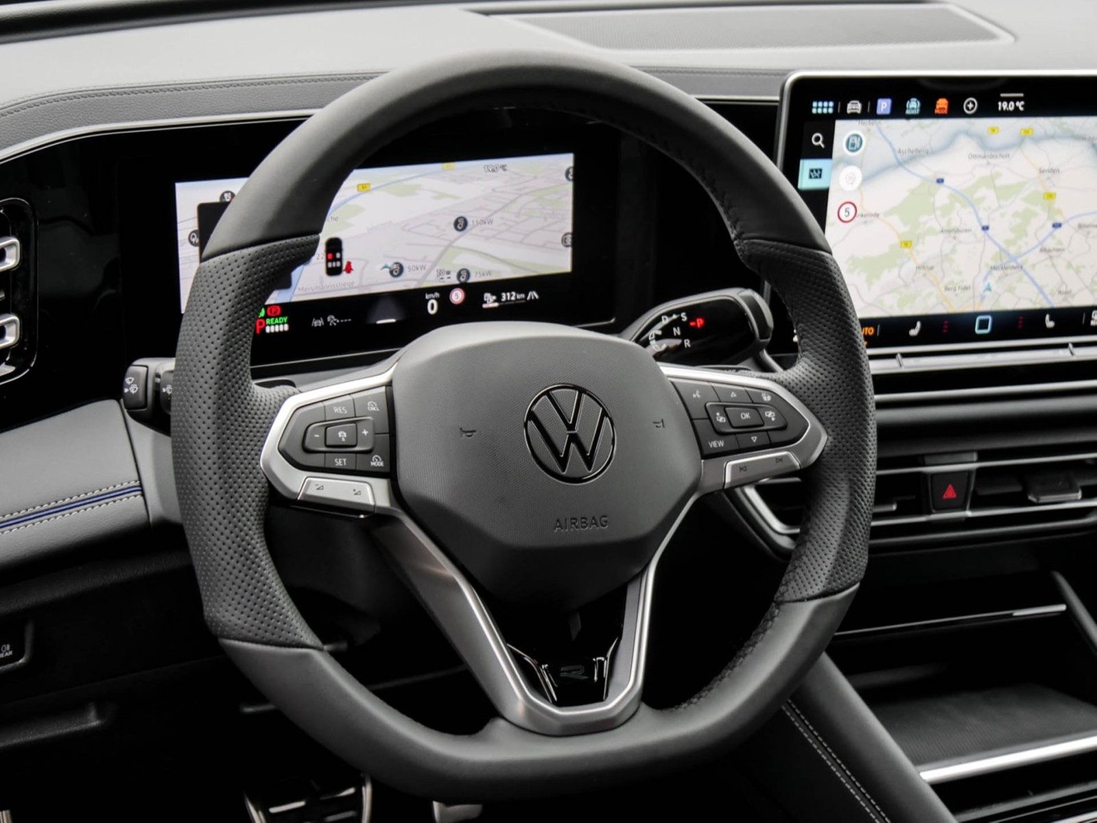 Volkswagen Tiguan R-Line eHybrid