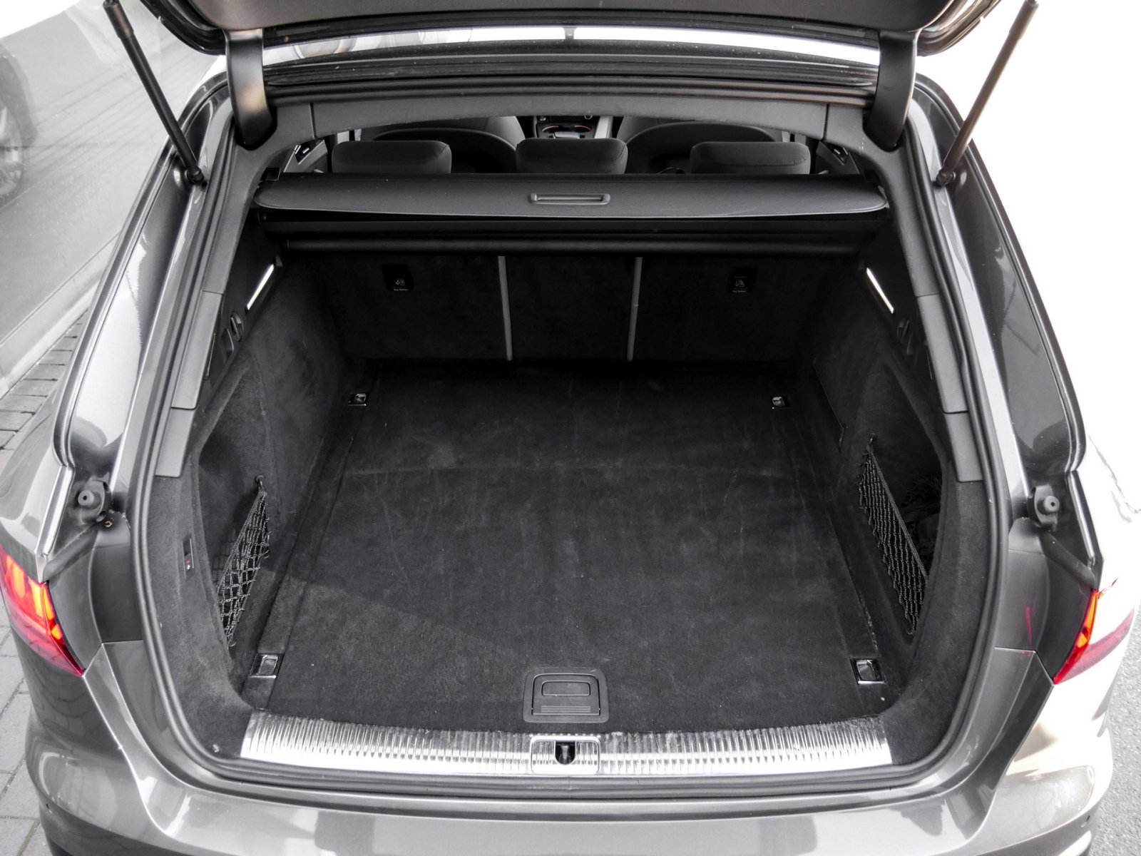 Audi A4 Avant S