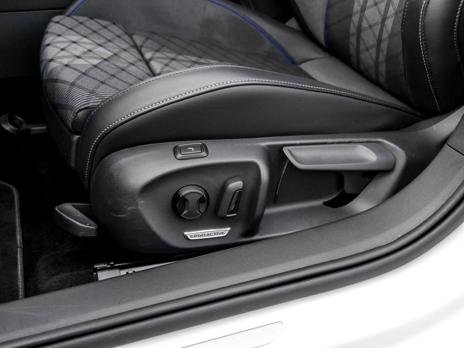 Volkswagen Passat Variant R-Line