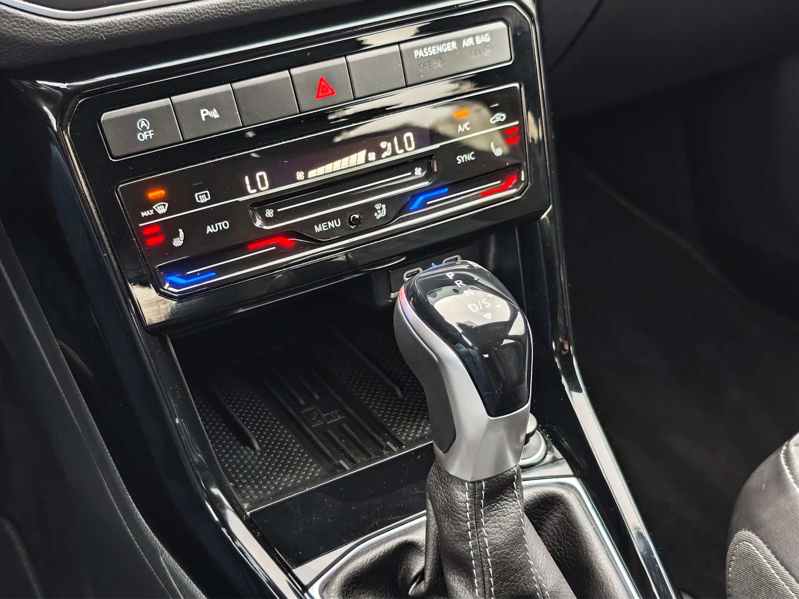 Volkswagen T-Cross R-Line 1.5