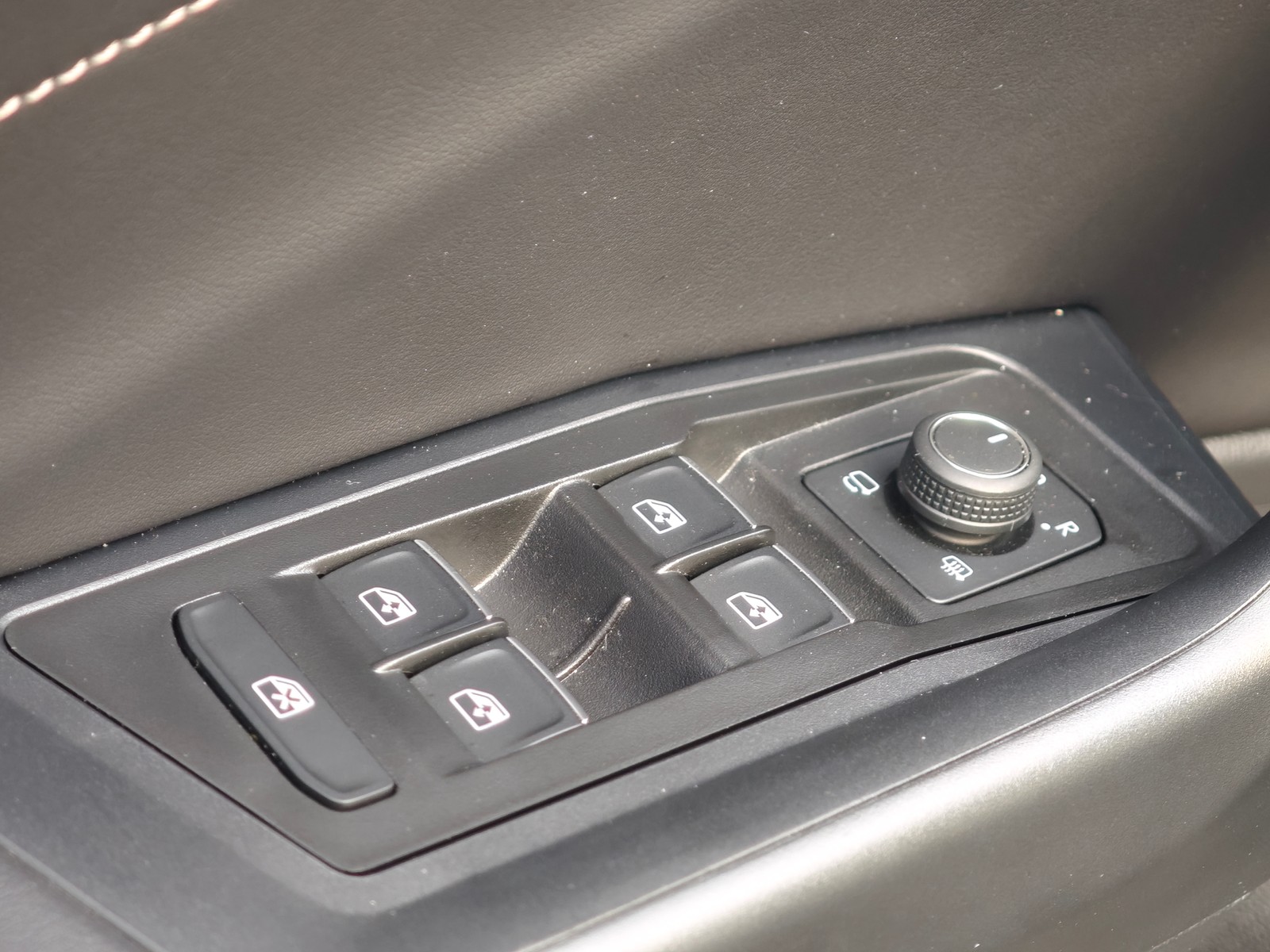 Volkswagen T-Roc Style 1.0