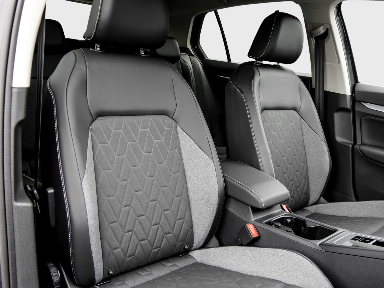 Volkswagen Golf VIII ENERGY