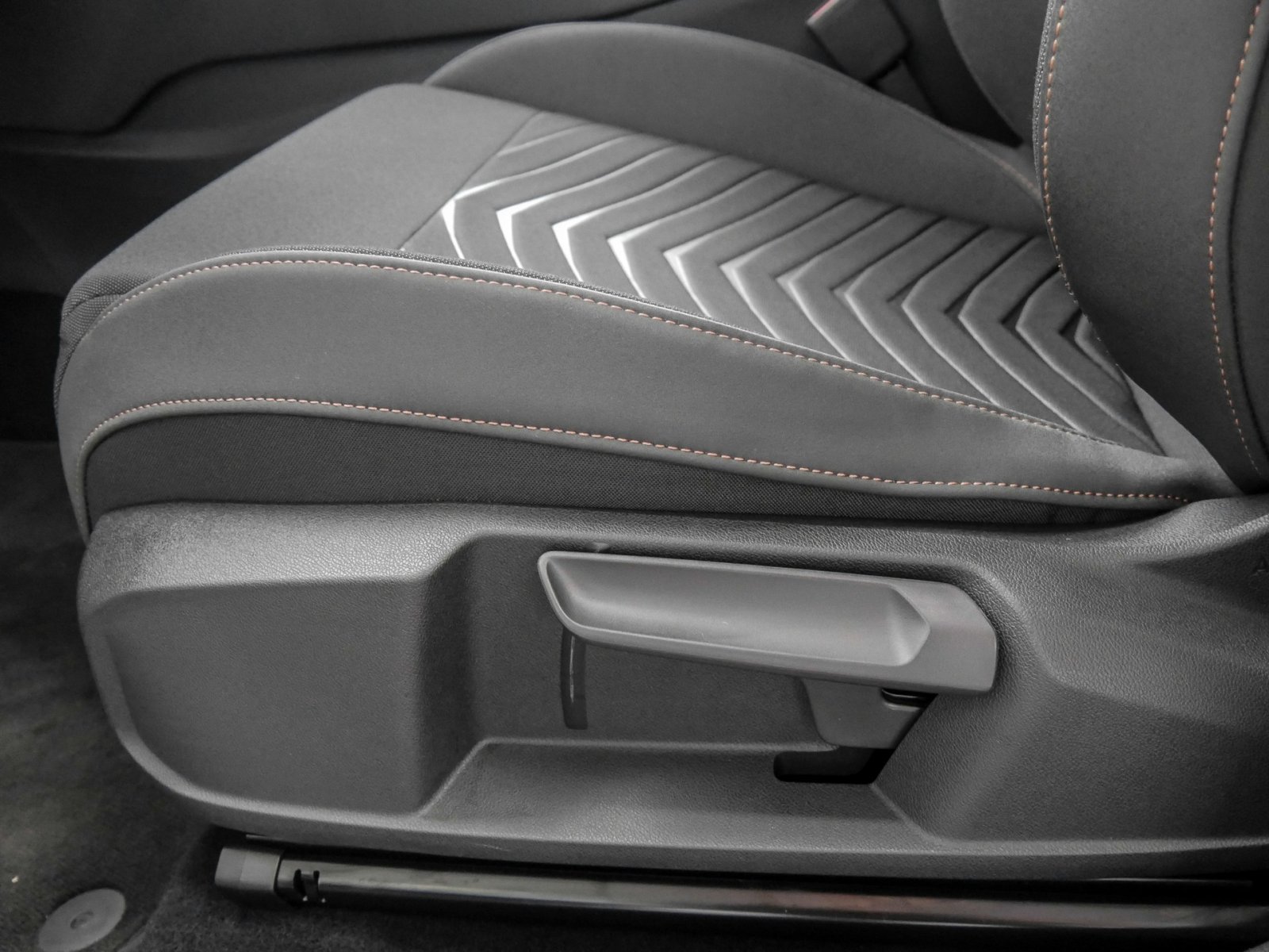 Cupra Born e-Boost LED