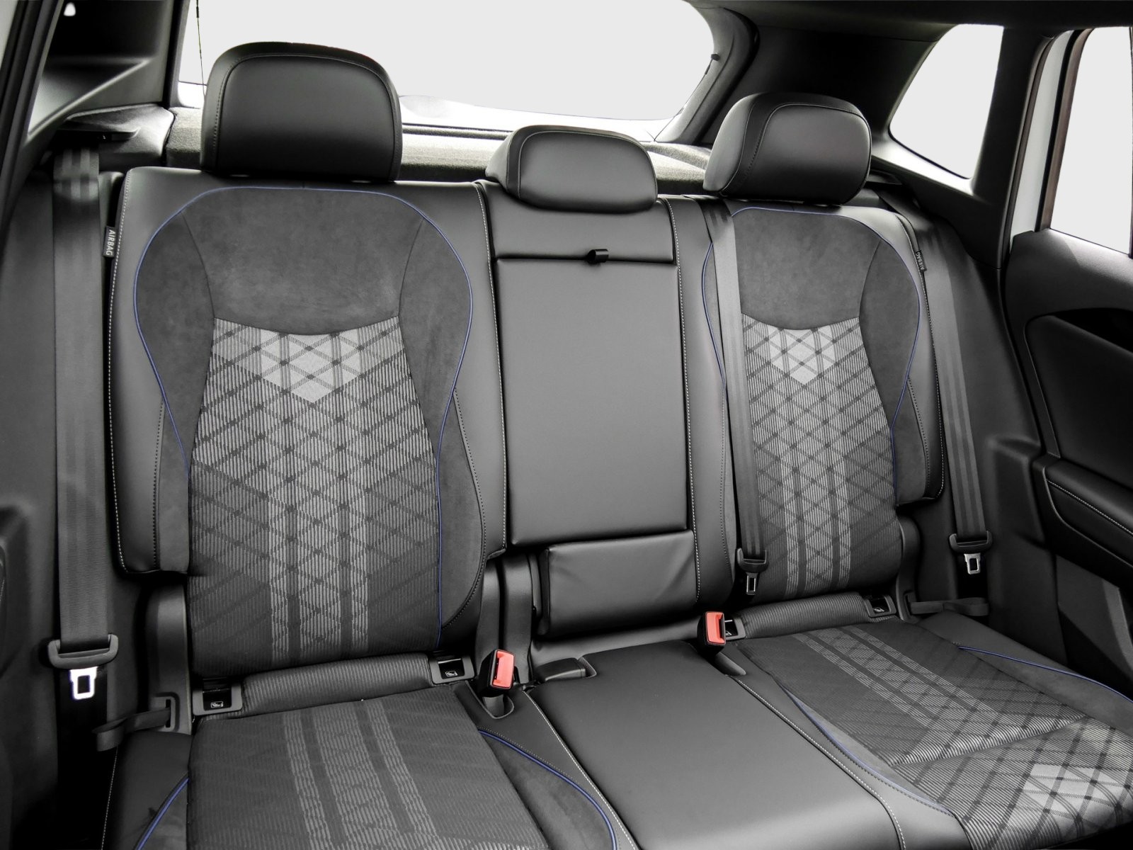 Volkswagen Tiguan R-Line Black