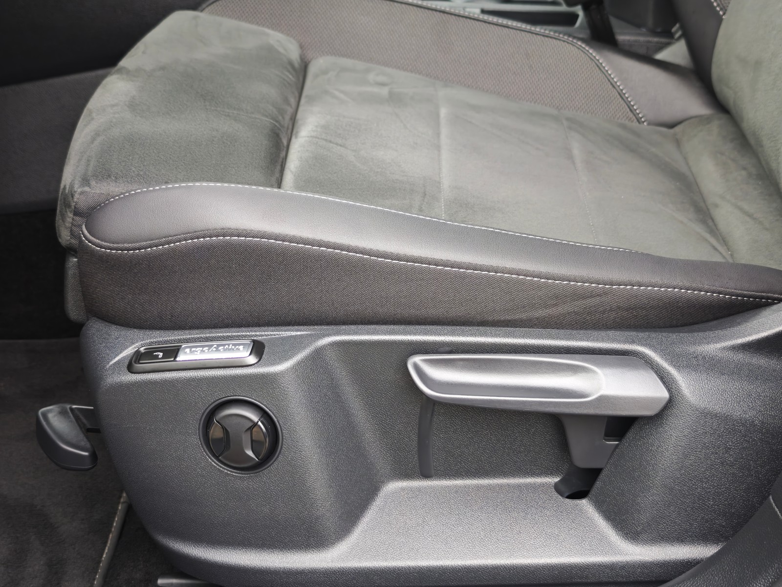 Volkswagen T-Roc R-Line 1.5