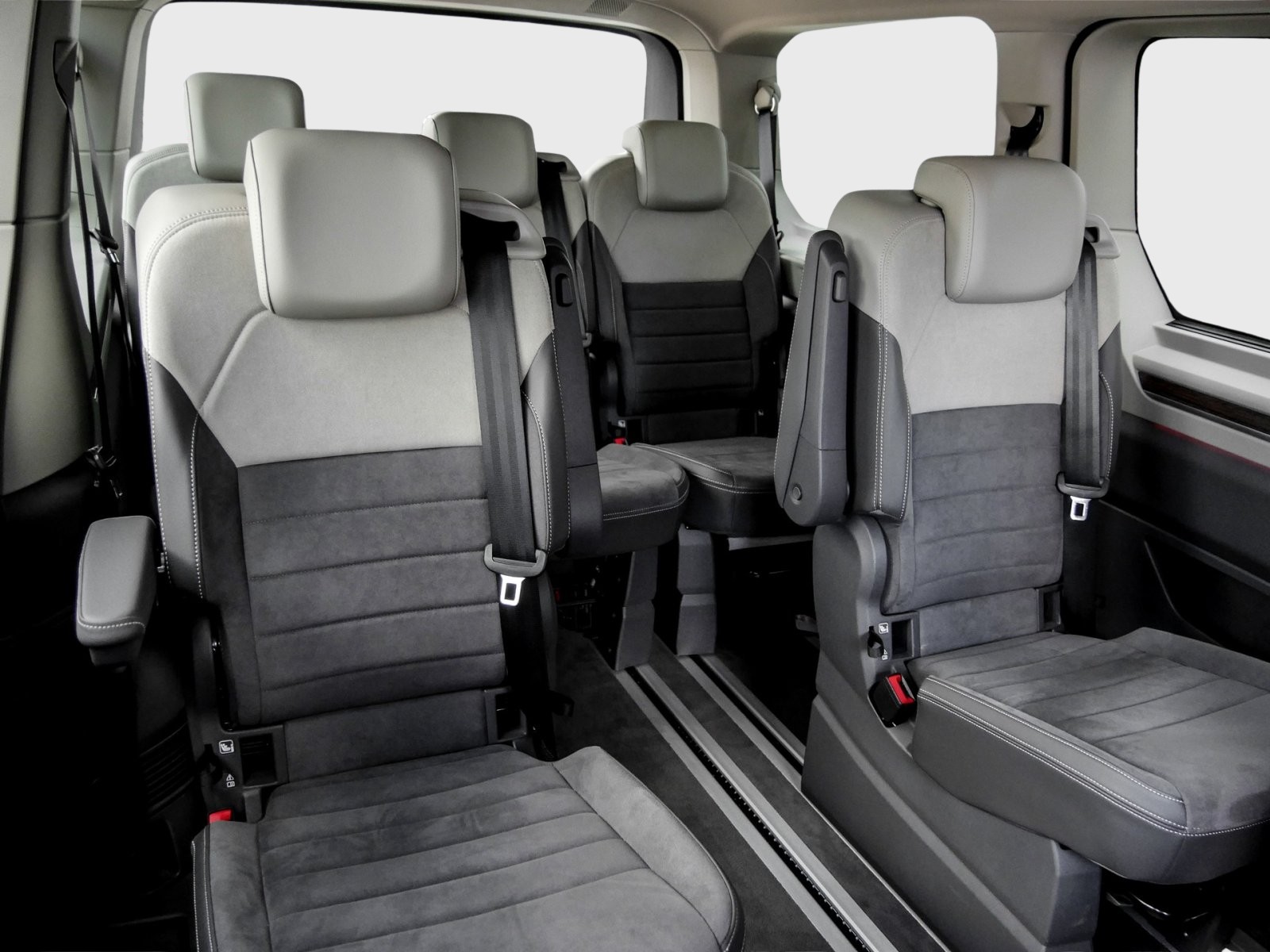 Volkswagen T7 Multivan Style