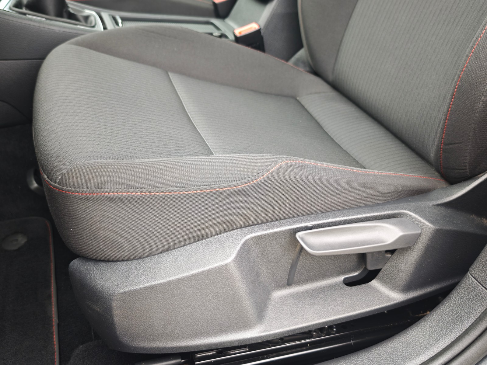 Volkswagen Golf VII SOUND