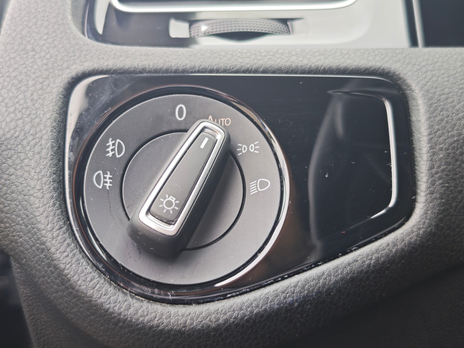 Volkswagen Golf VII SOUND