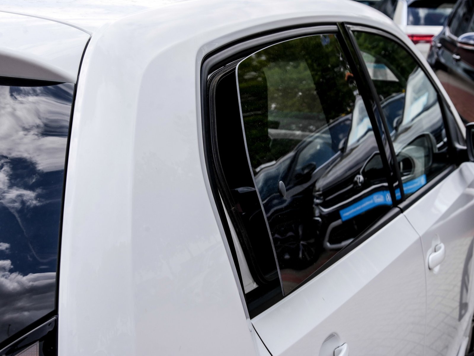 Volkswagen e-up! Style Plus