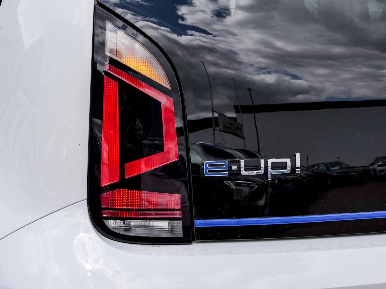 Volkswagen e-up! Style Plus