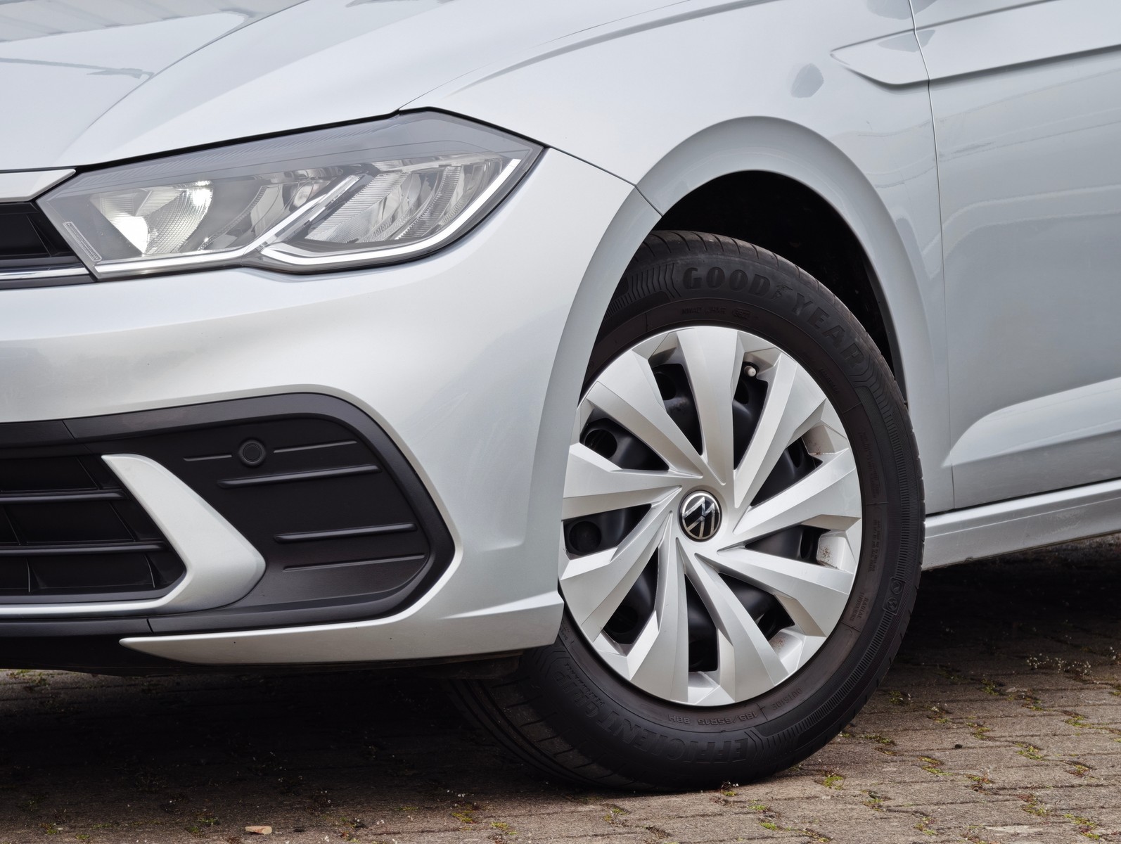 Volkswagen Polo Life 1.0