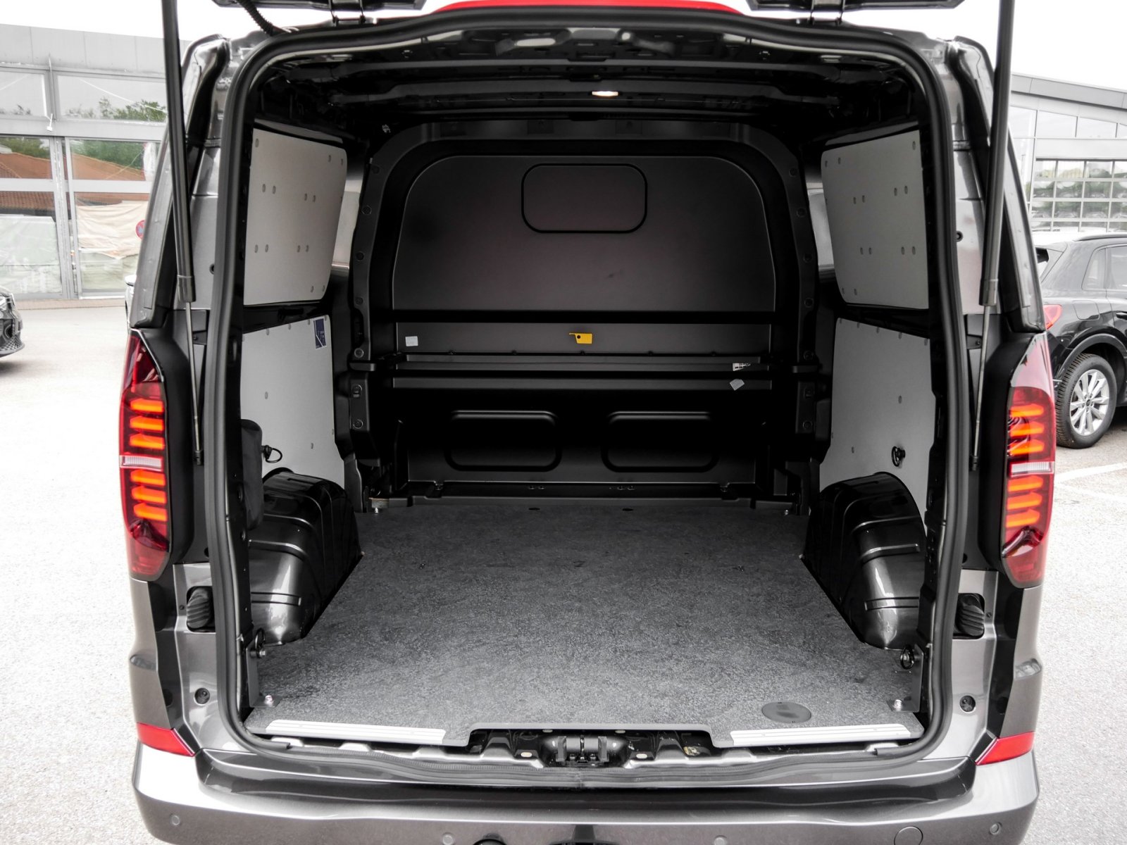 Volkswagen Transporter Kasten Plus