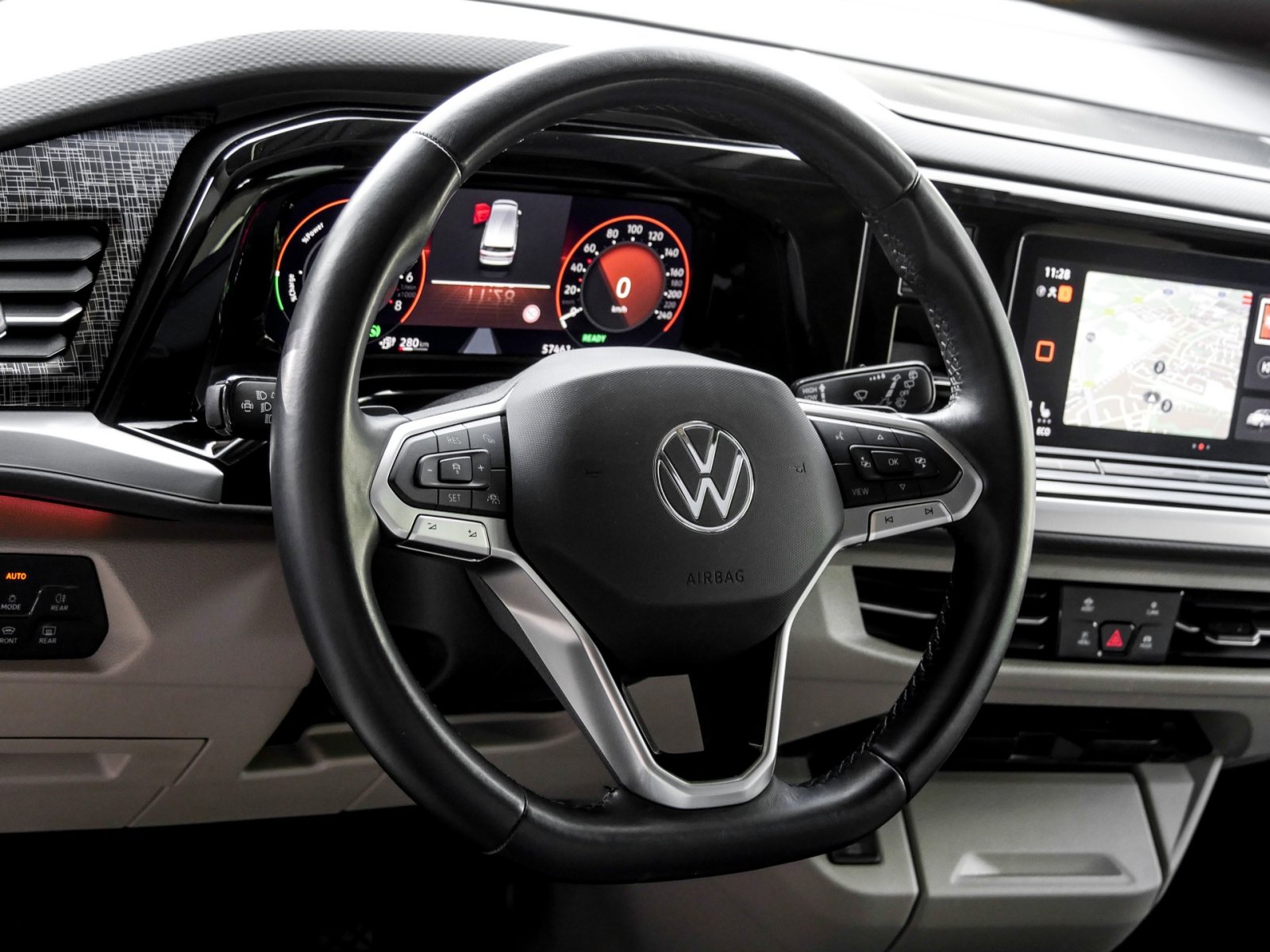 Volkswagen T7 Multivan Energetic