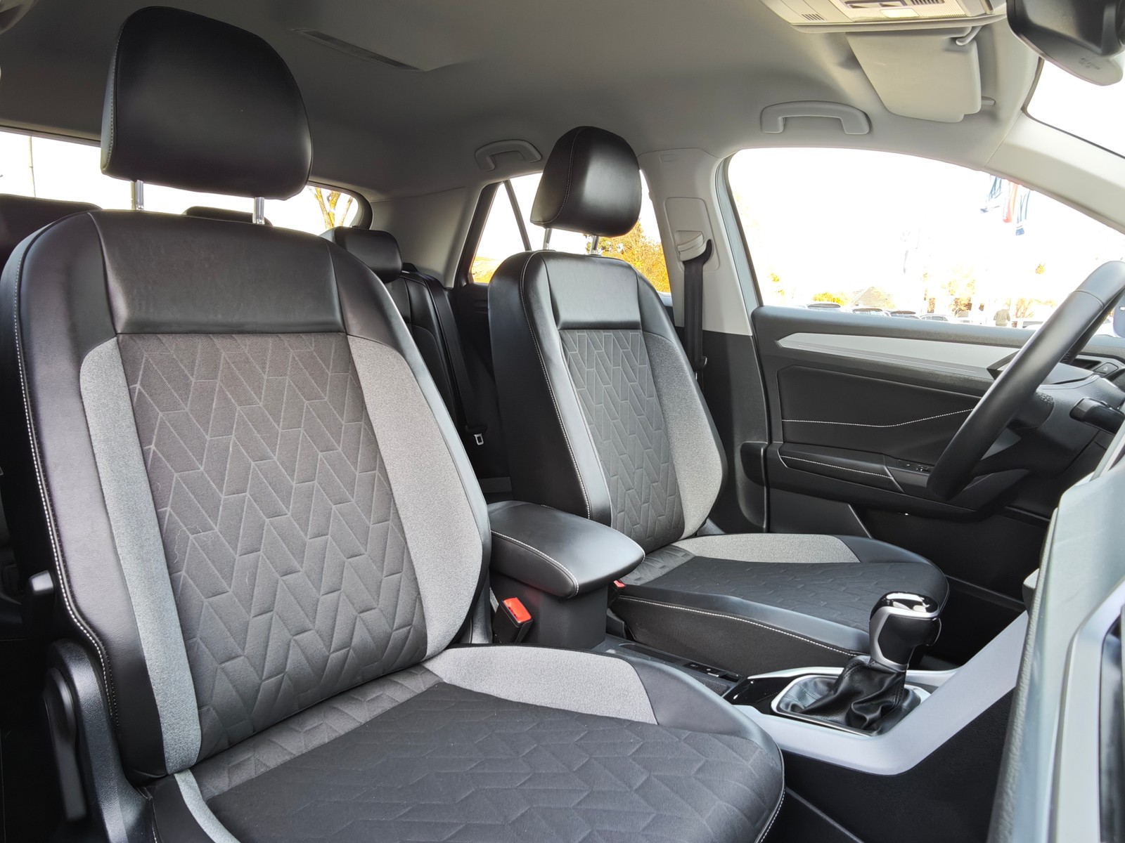 Volkswagen T-Roc GOAL 2.0