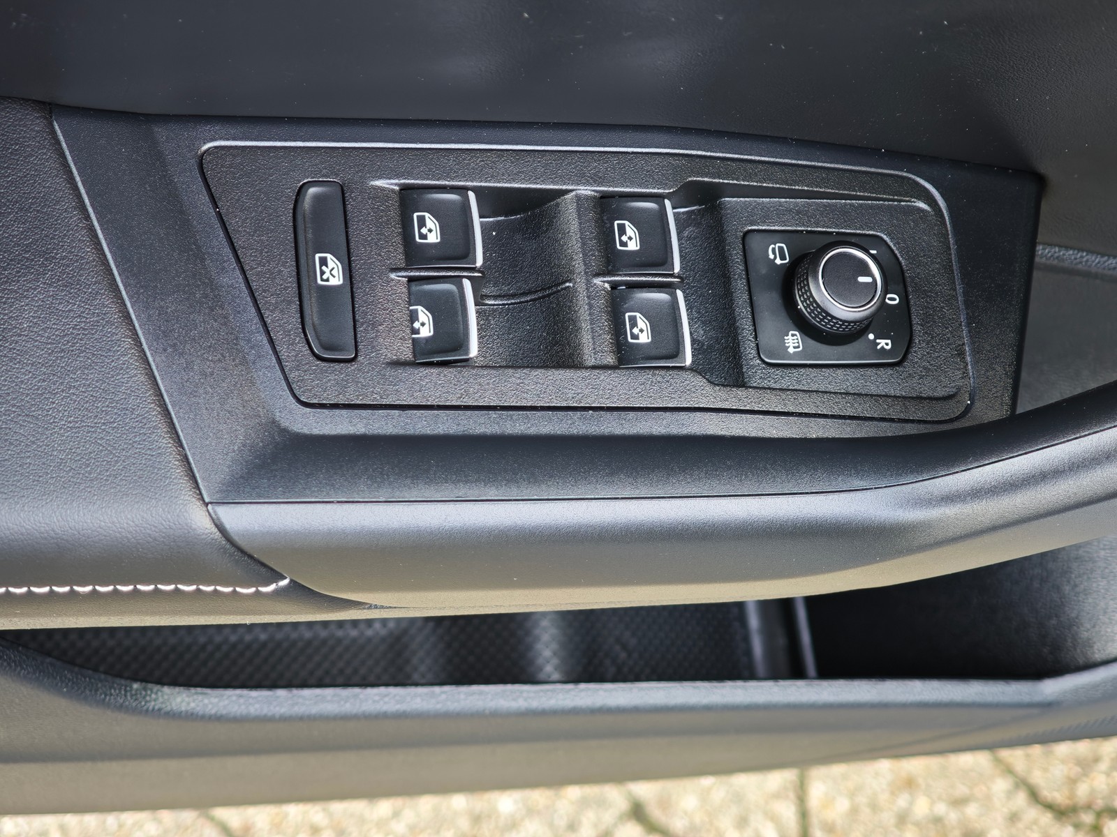 Volkswagen T-Roc GOAL 2.0