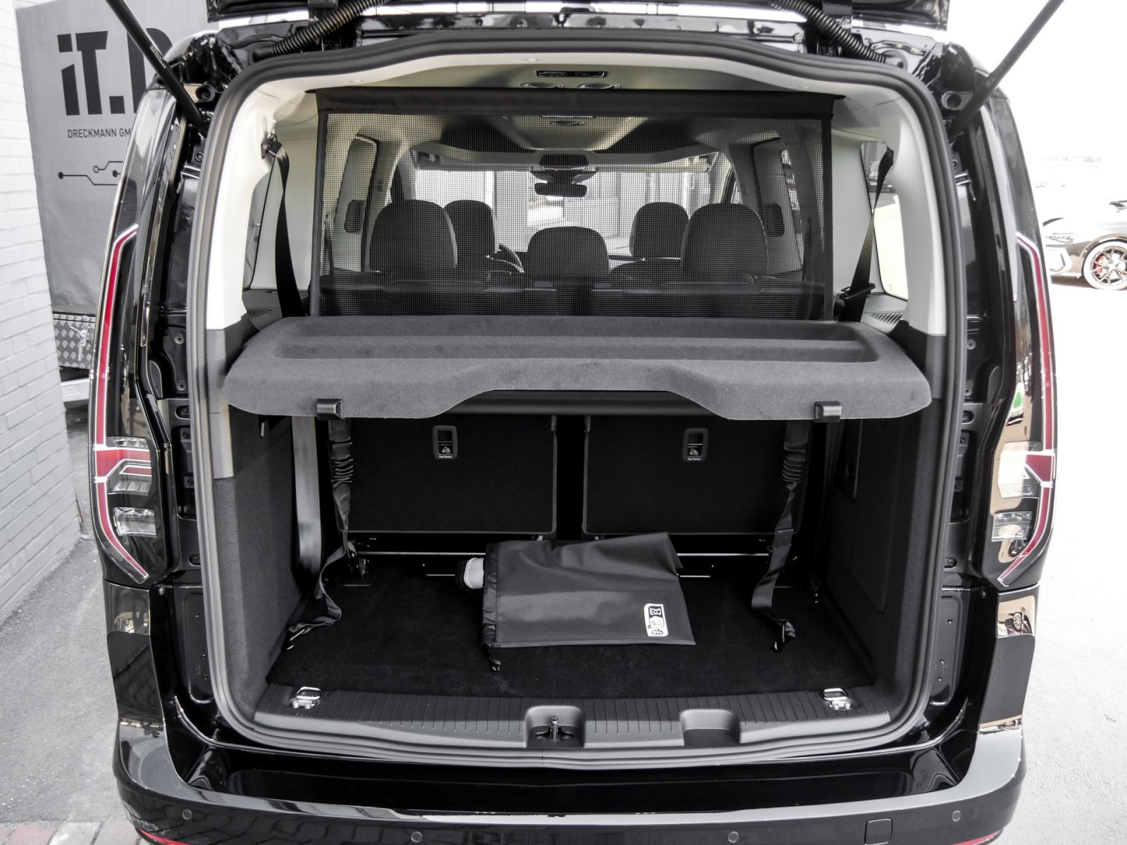 Volkswagen Caddy Maxi Style