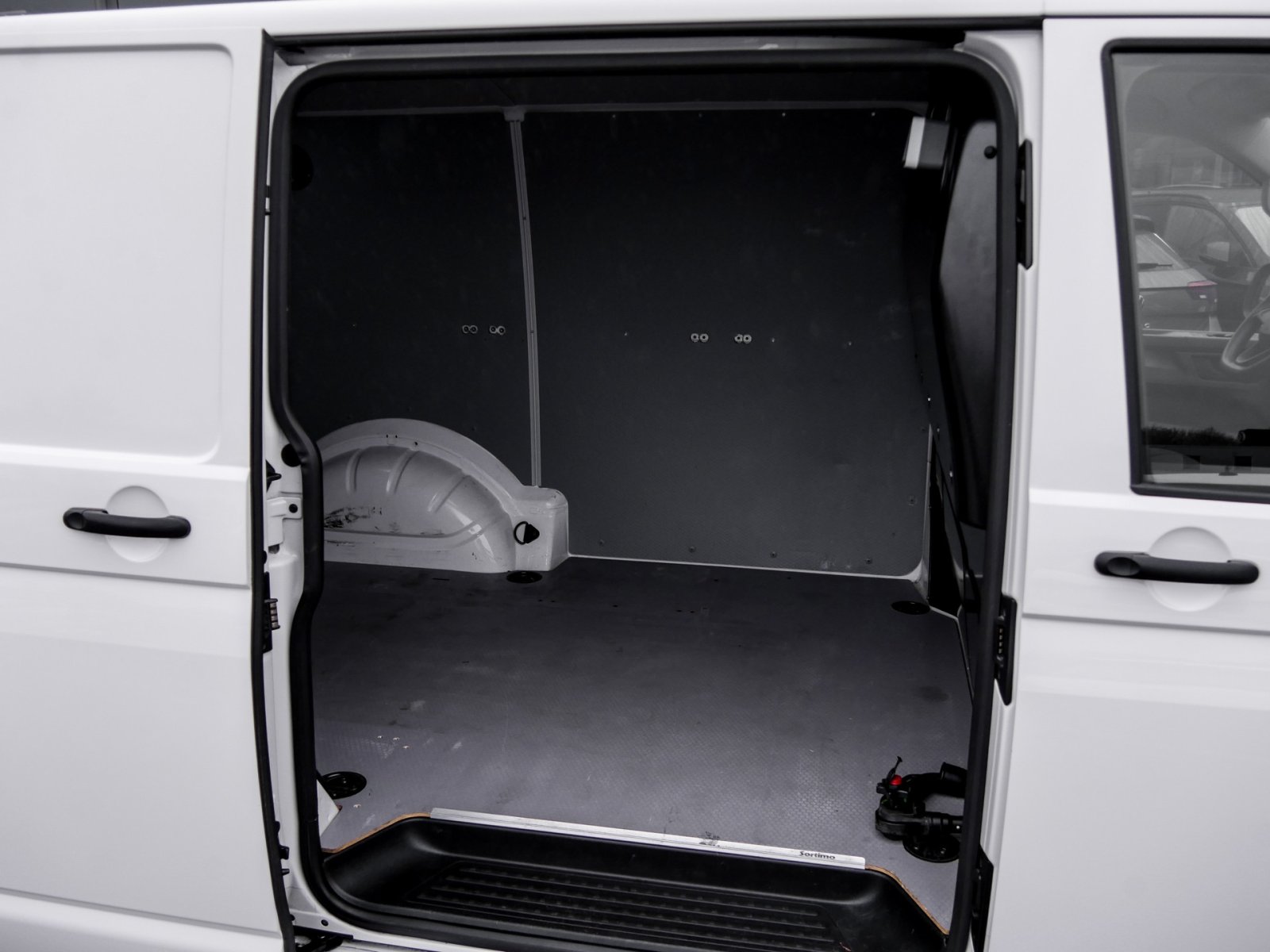 Volkswagen T6 Transporter 6.1
