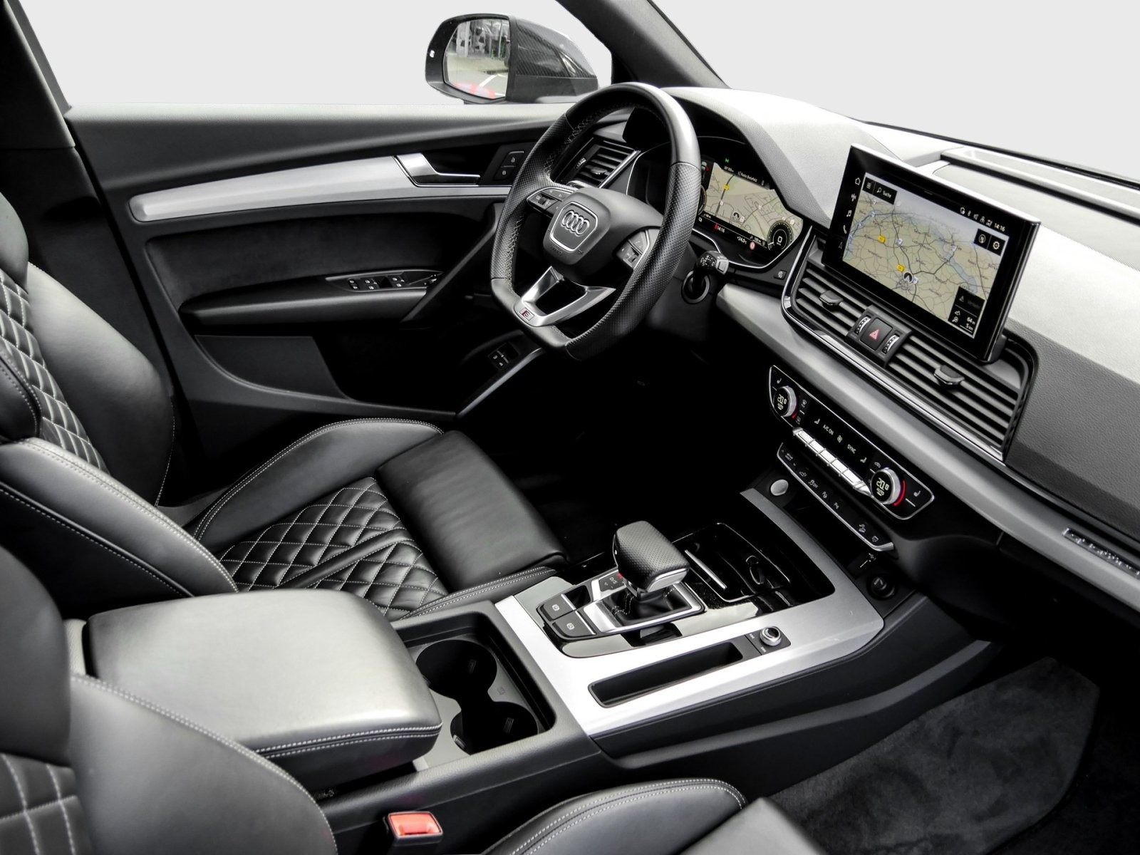 Audi Q5 S line