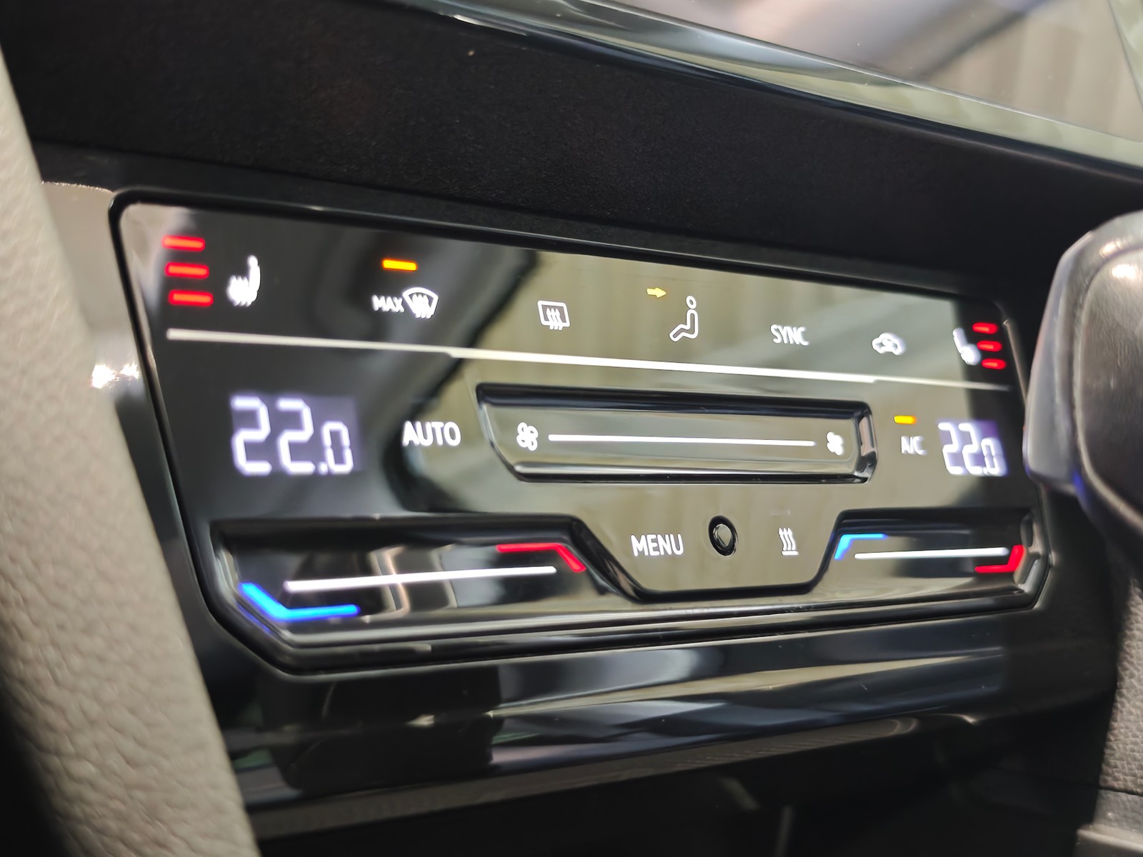 Volkswagen Passat Alltrack AHK*Pano*MatrixLED*Cam*Standhzg.