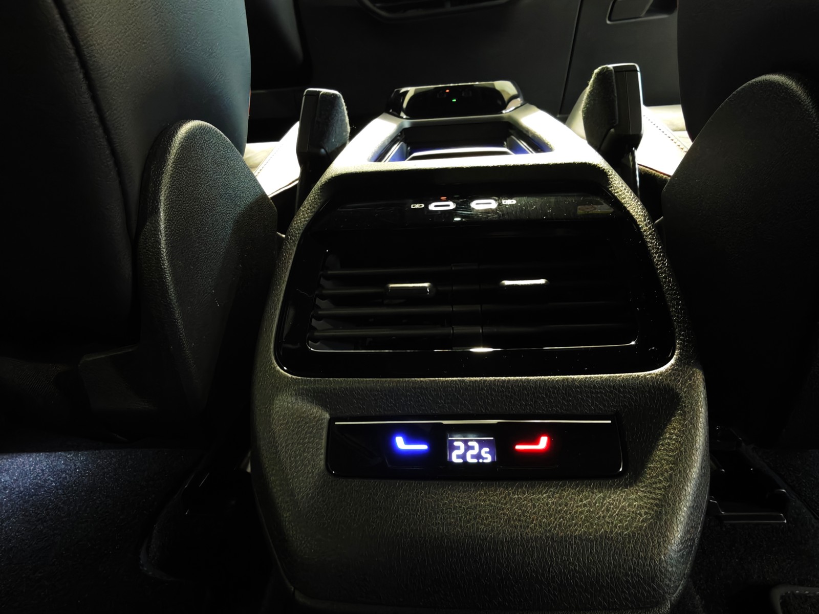 Volkswagen ID.4 GTX AHK*HuD*WäPu*5xPlusPakete*21Zoll