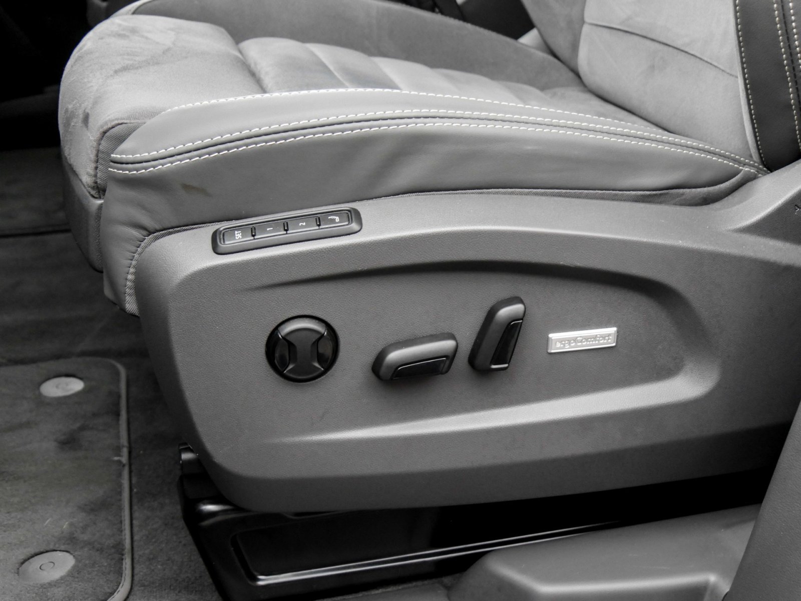 Volkswagen T7 Multivan Life